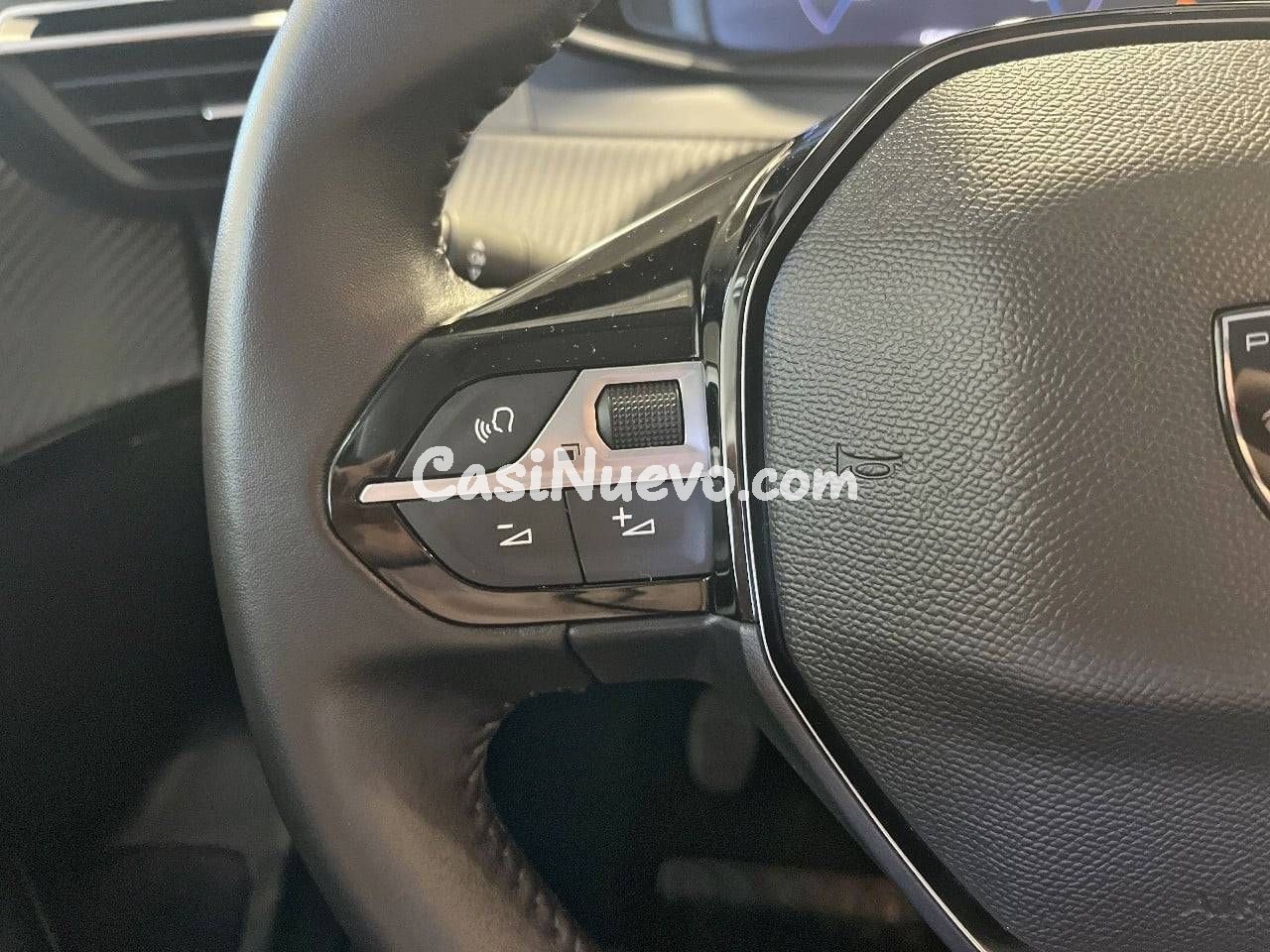 Peugeot 208 Gasolina 100 S&S 6 Vel. MAN Allure - foto 13