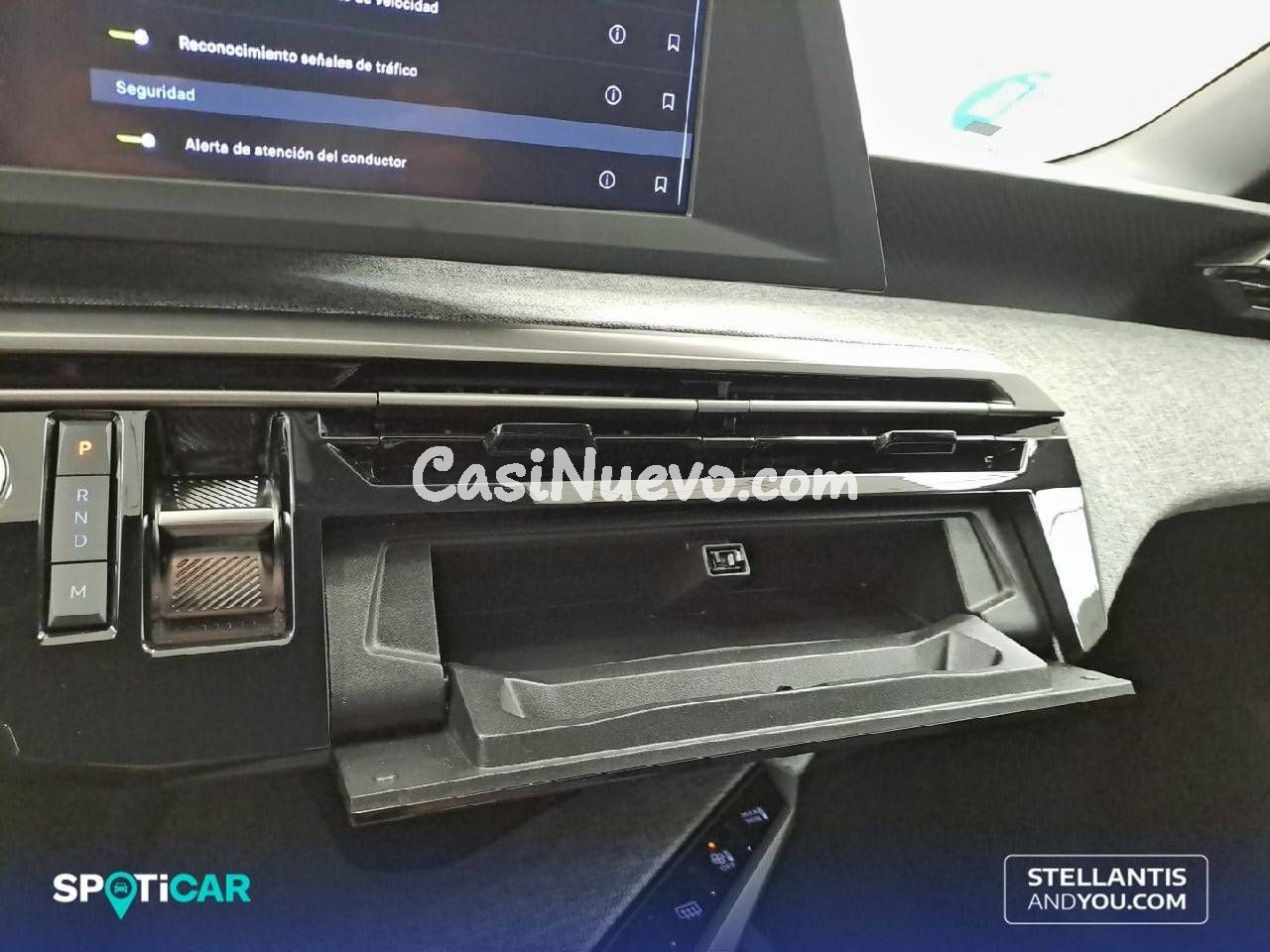 Peugeot 3008 1.2 100KW  eDCS6 Allure - foto 21