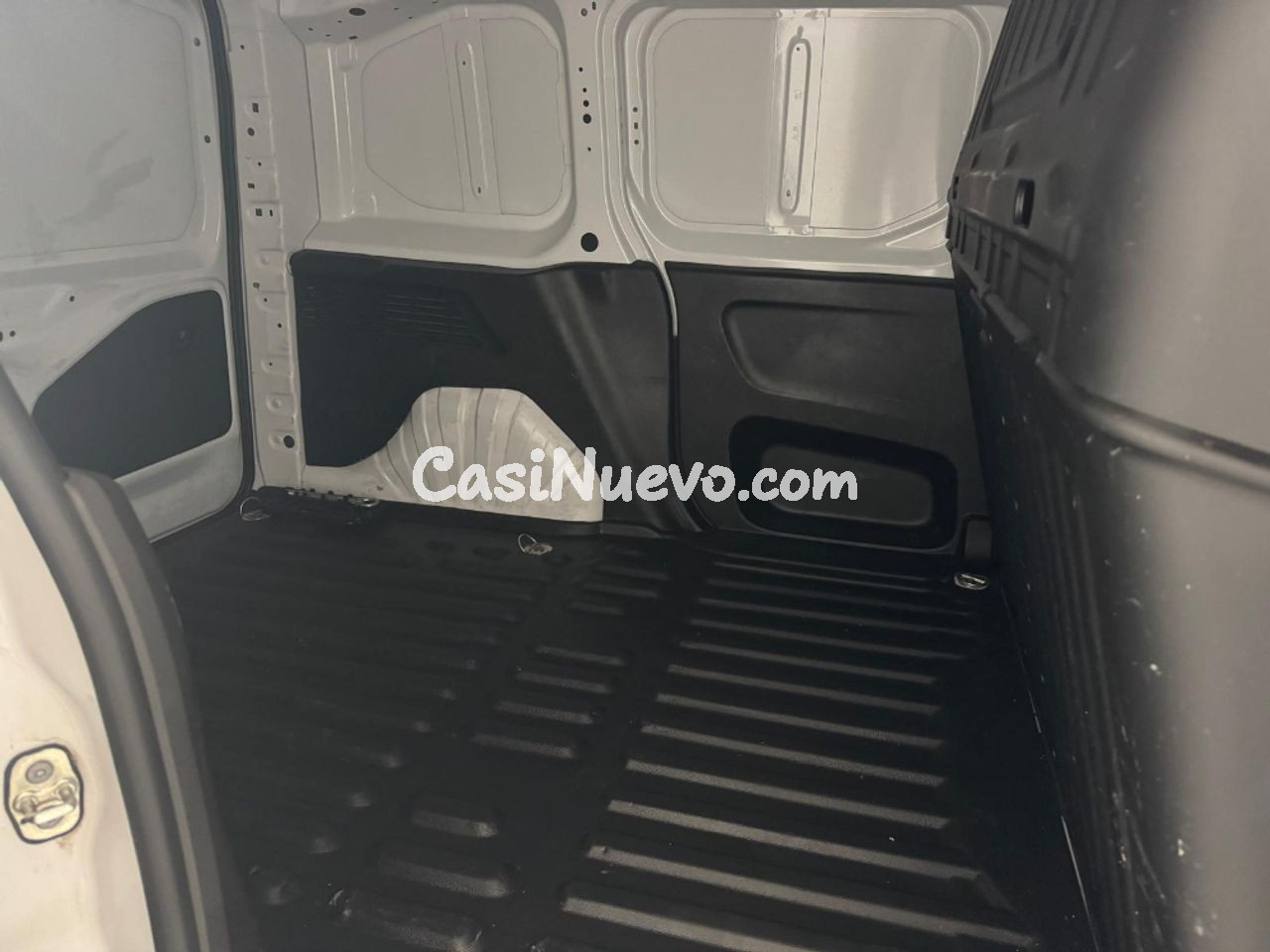 Peugeot Partner Pro L1 - foto 13