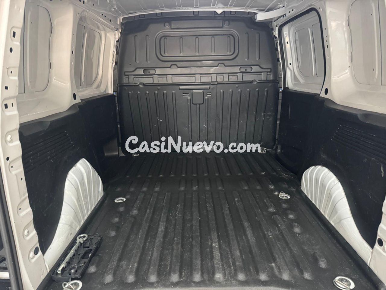 Peugeot Partner Pro L1 - foto 14