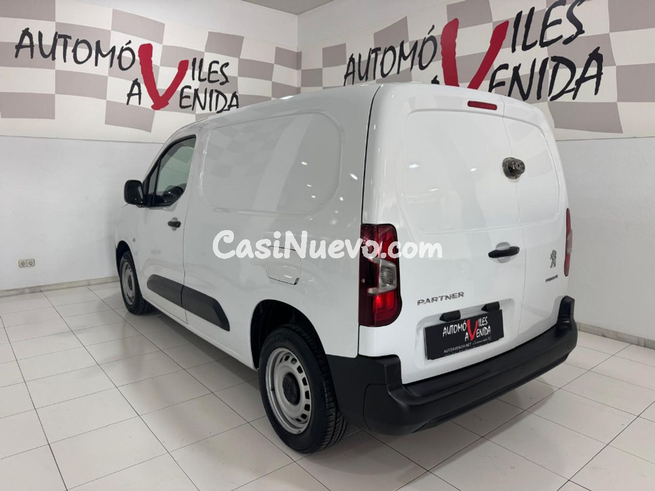 Peugeot Partner Pro L1 - foto 16