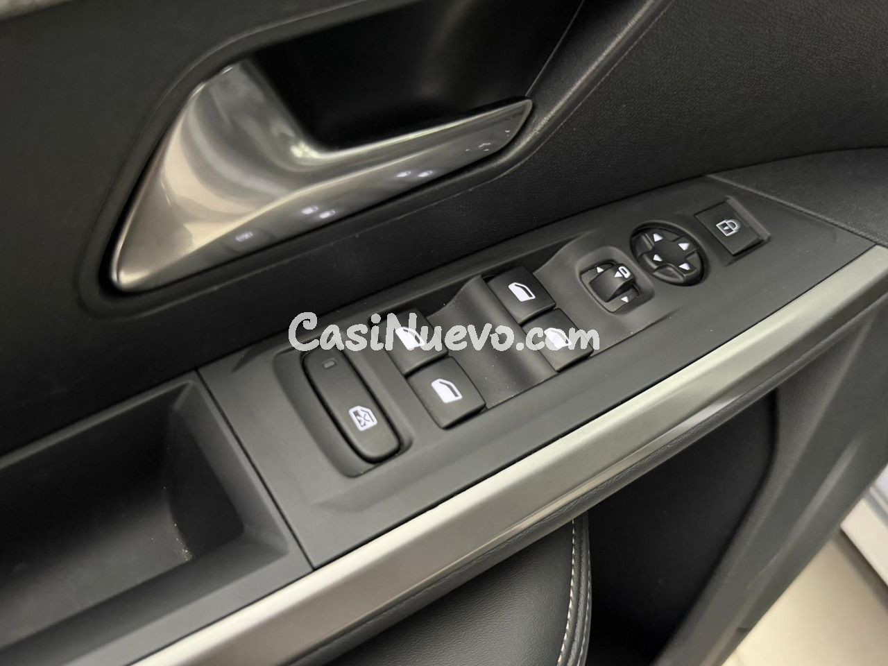 Peugeot 3008 1.2 145CV Allure Hybrid eDCS6 - foto 17