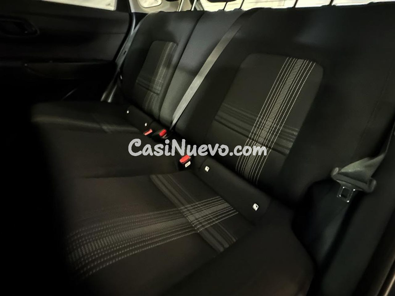 Hyundai i20 1.2 MPI 79CV Essence - foto 16