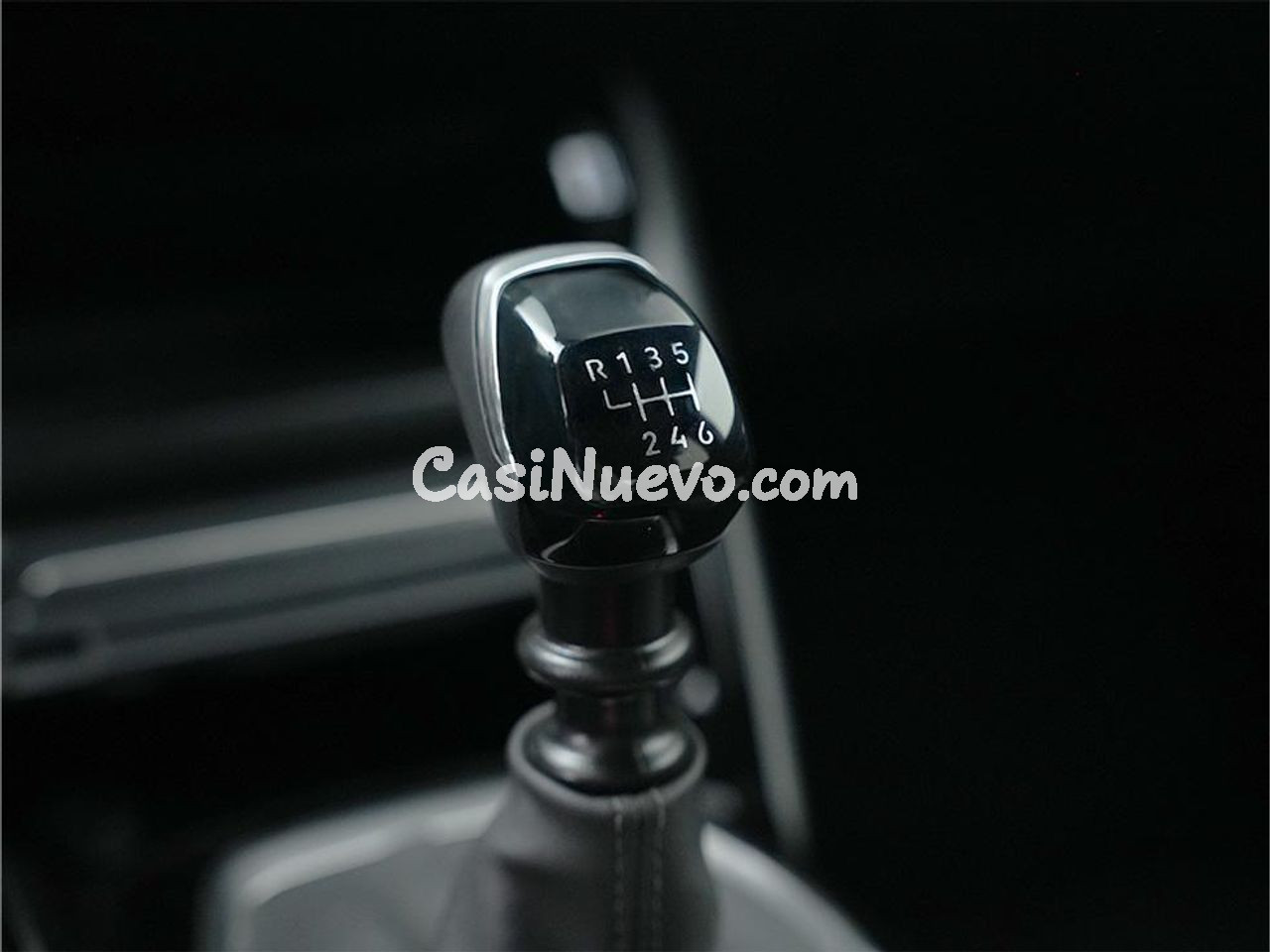 Peugeot 2008 1.2 100CV Allure - foto 16