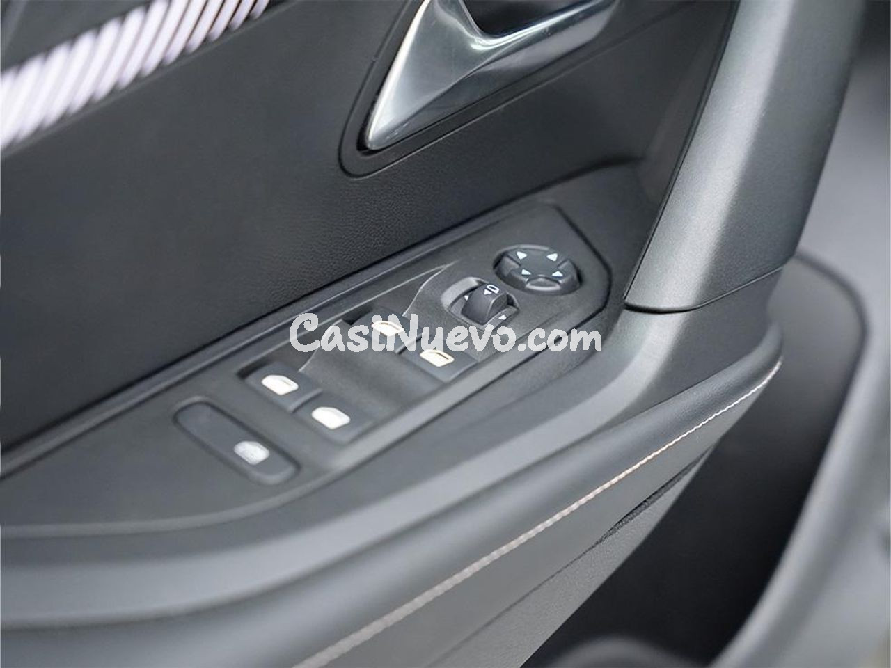 Peugeot 2008 1.2 100CV Allure - foto 17