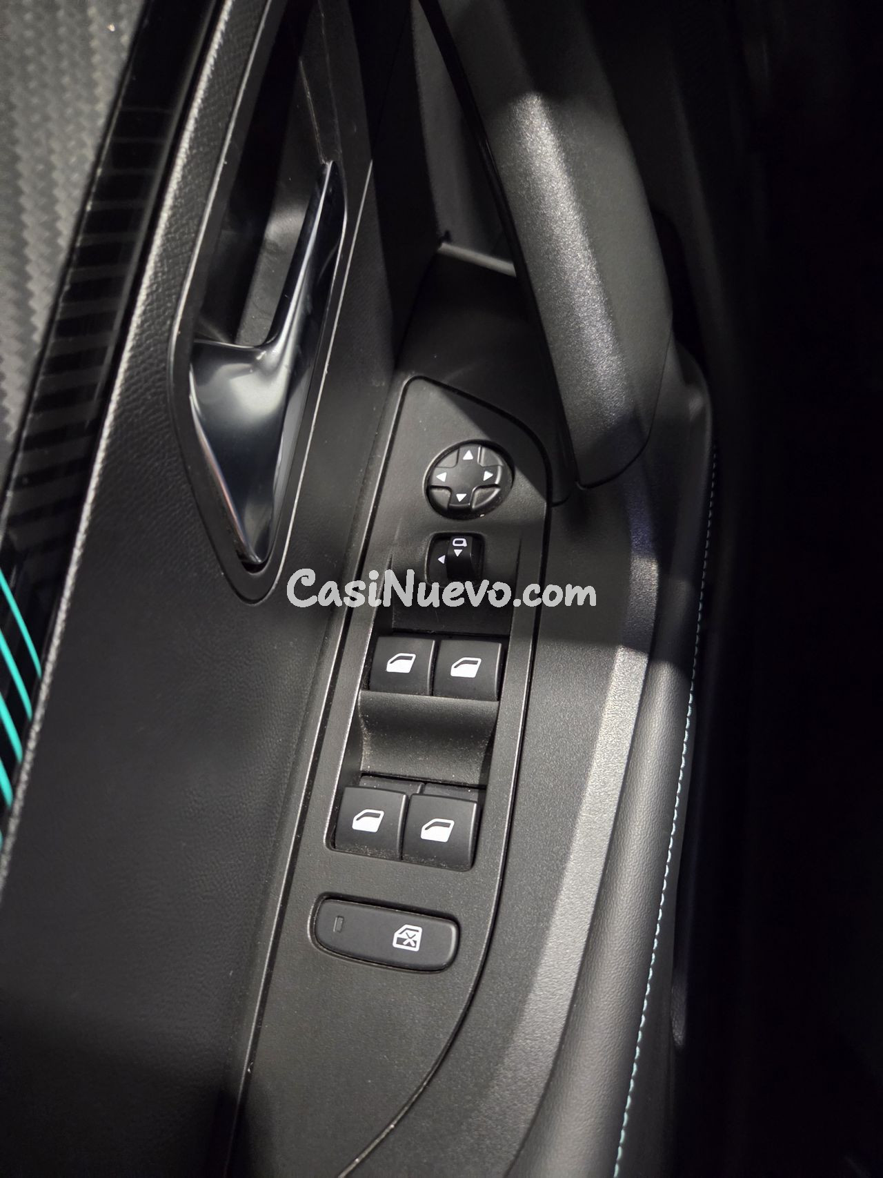 Peugeot 2008 Allure Puretech 100 S&S BVM6 - foto 13