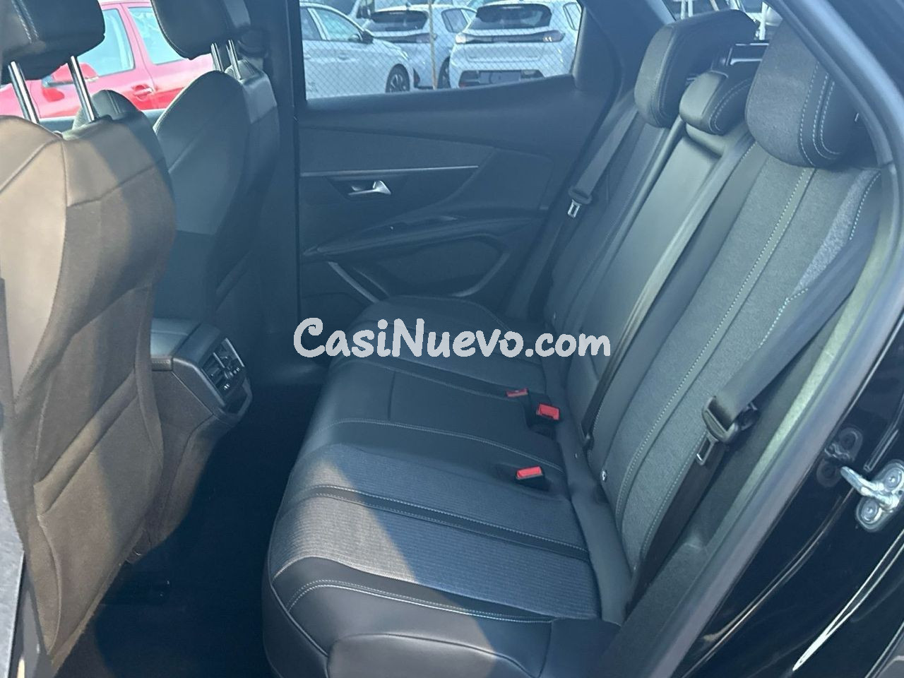 Peugeot 3008 Hybrid 225 Allure Pack e-EAT8 165 kW (225 CV) - foto 12