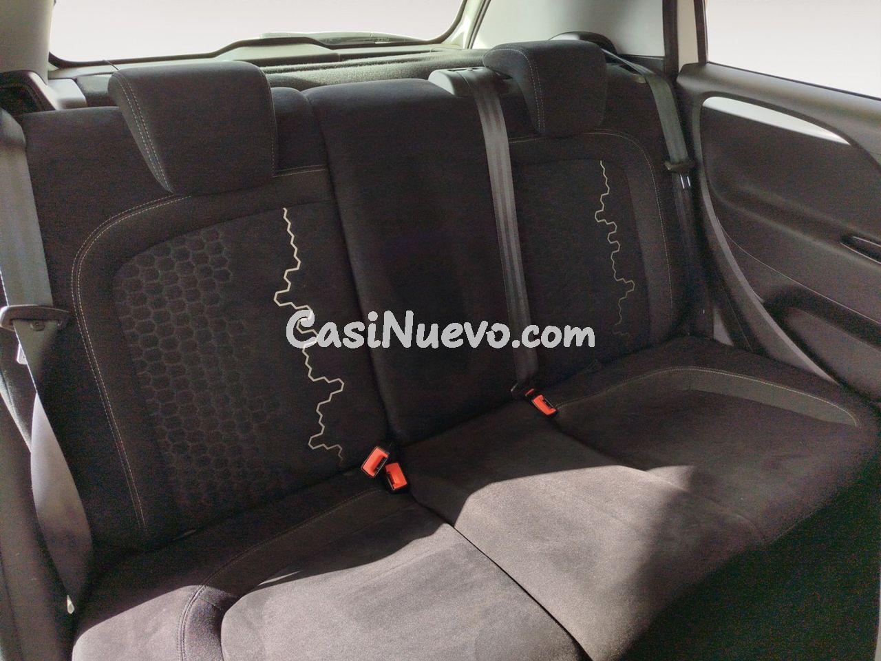 Fiat Punto Young - foto 9