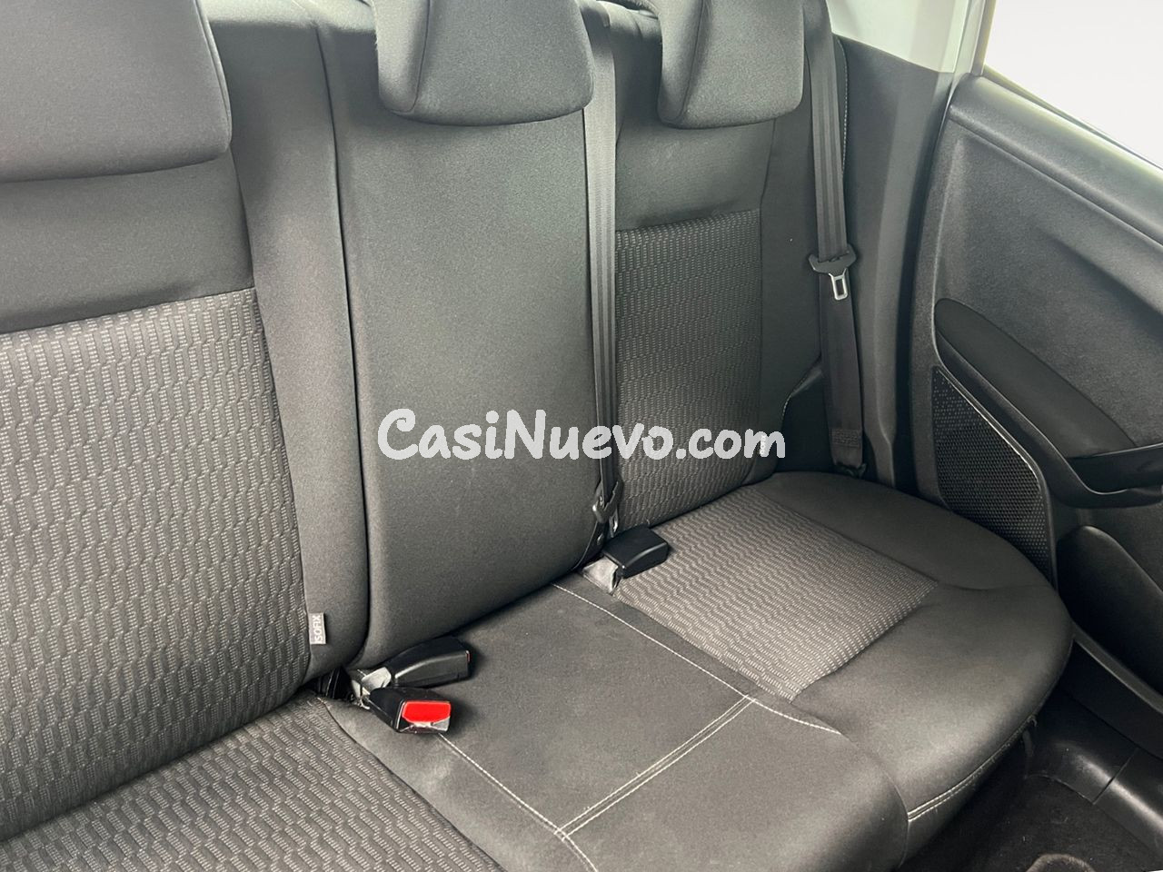 Peugeot 208 Active - foto 10