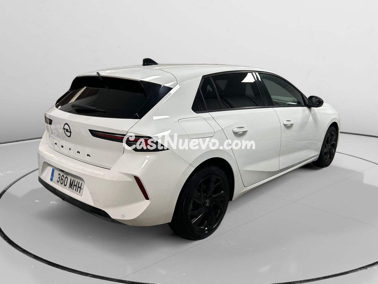 Opel Astra GS Line - foto 2