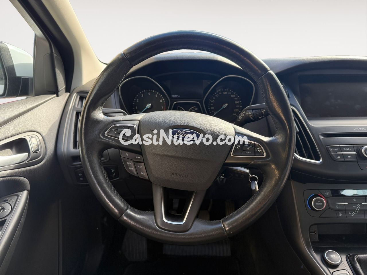 Ford Focus Business - foto 8