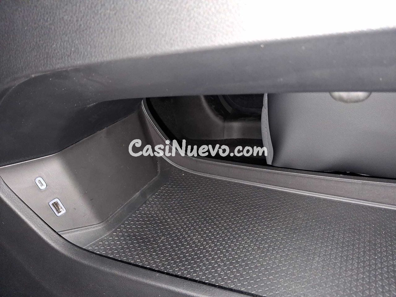 Ebro S800 1.6 TGDI LUXURY DCT 147 5P 7 Plazas - foto 13