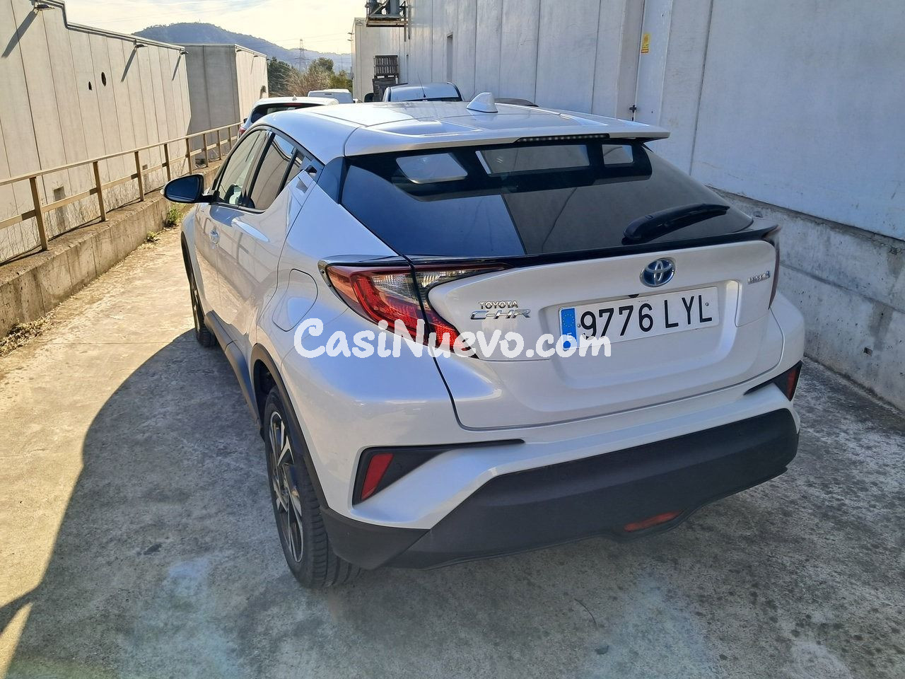 Toyota C-hr 1.8 125h Advance - foto 6
