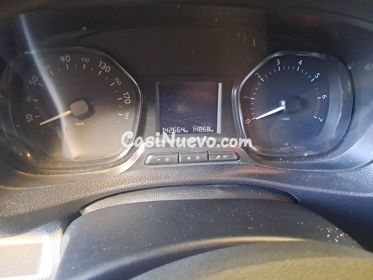 Peugeot Expert 1.5 HDI FURGON 120CV - foto 9