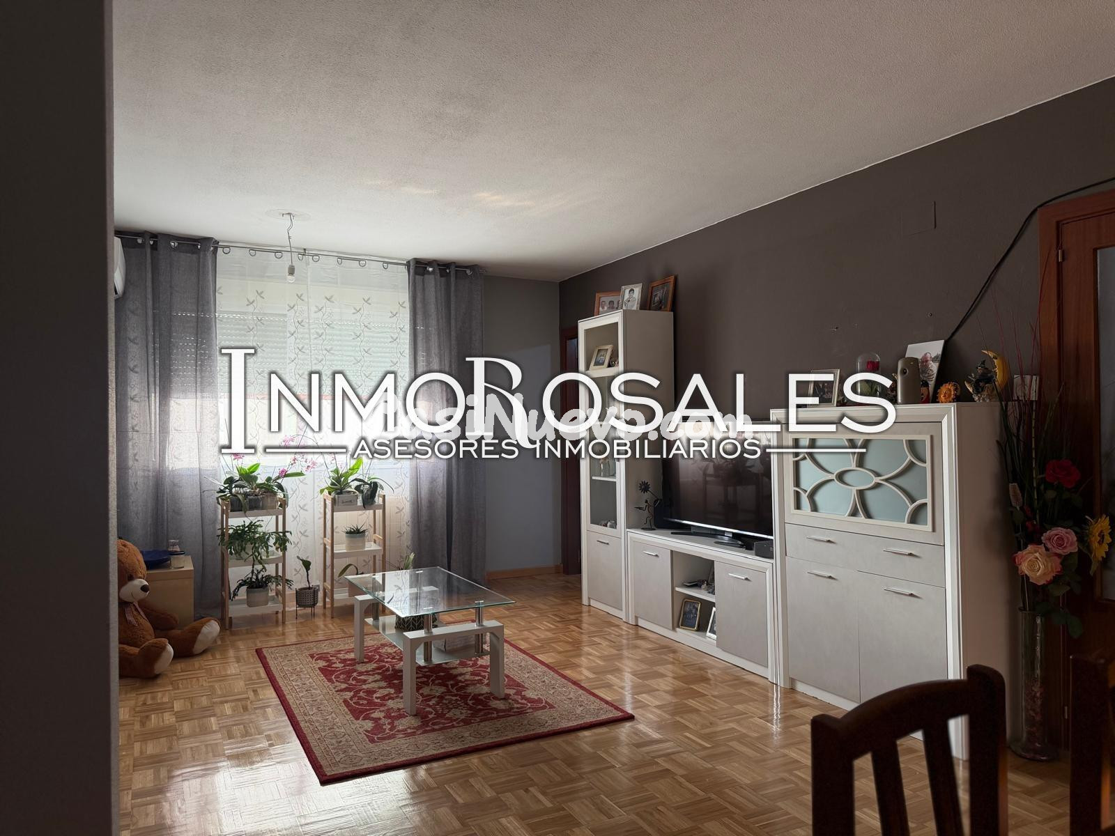 3 DORMITORIOS URBANIZACION CERRADA CON PISCINA-BUTARQUE - foto 5