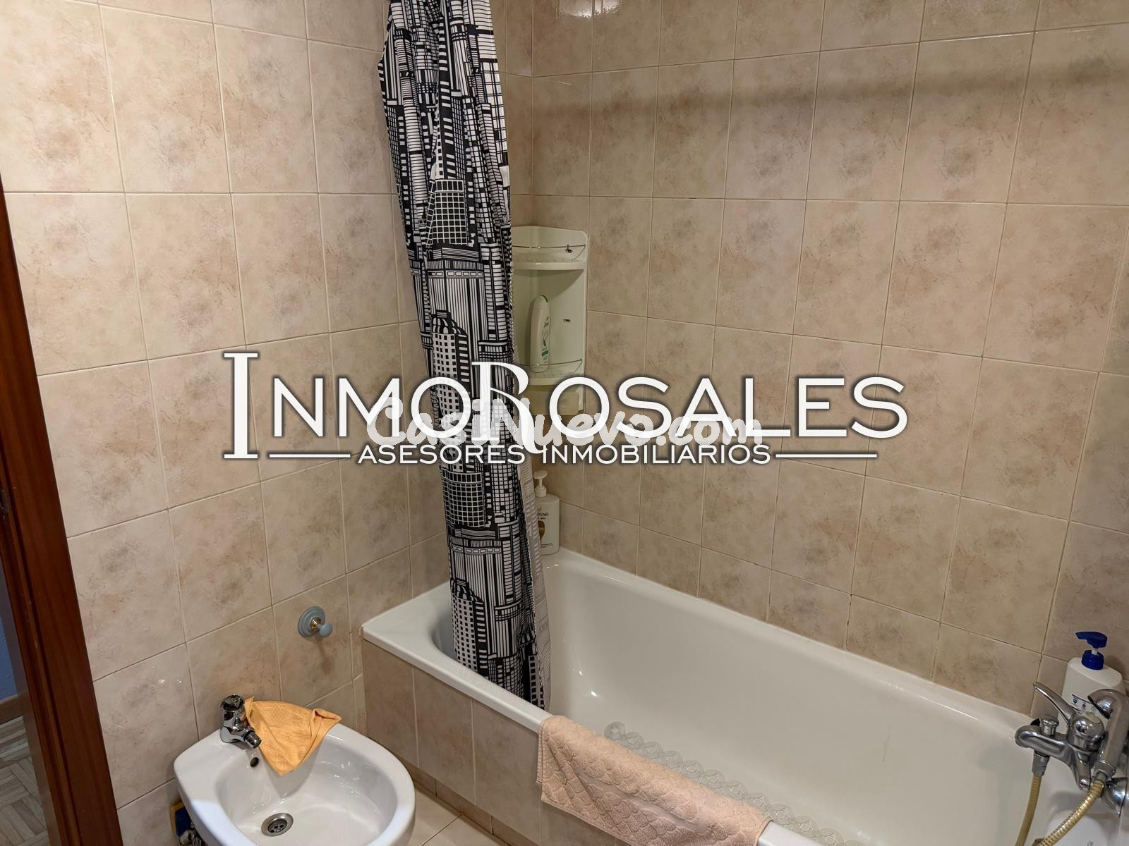 3 DORMITORIOS URBANIZACION CERRADA CON PISCINA-BUTARQUE - foto 33