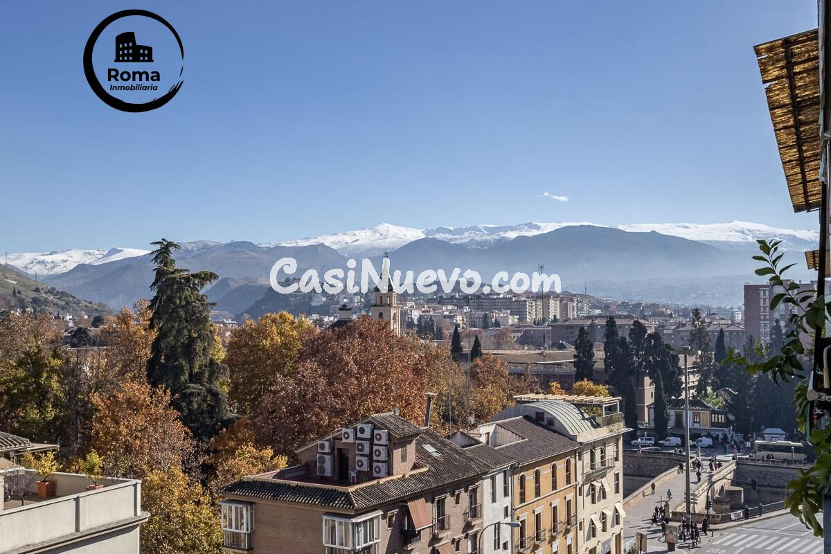 Magnífico piso en plena Calle Acera del Darro, una de las di