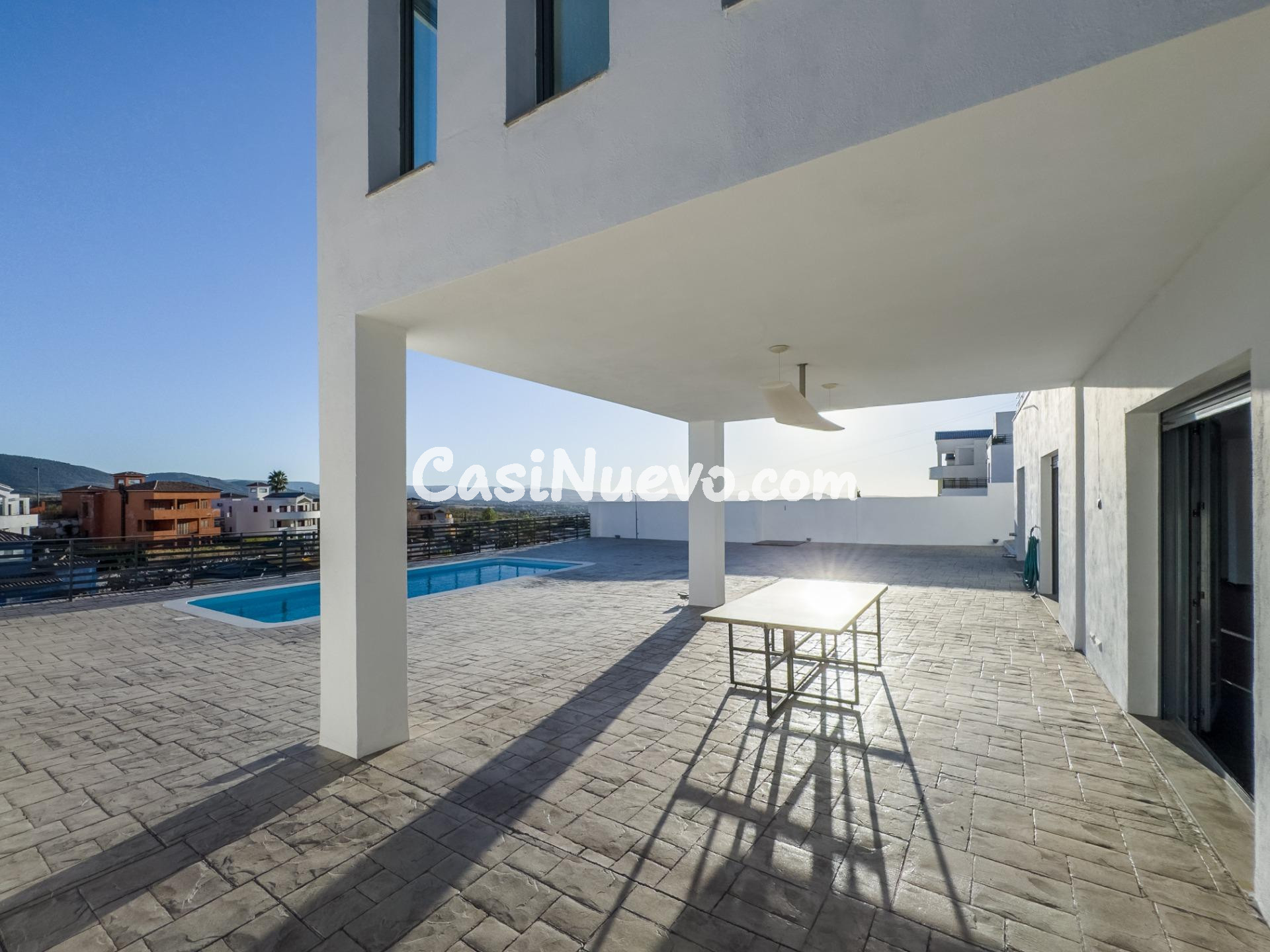 Chalet MINIMALISTA de DISEÑO MODERNO en venta en La Zubia. - foto 13