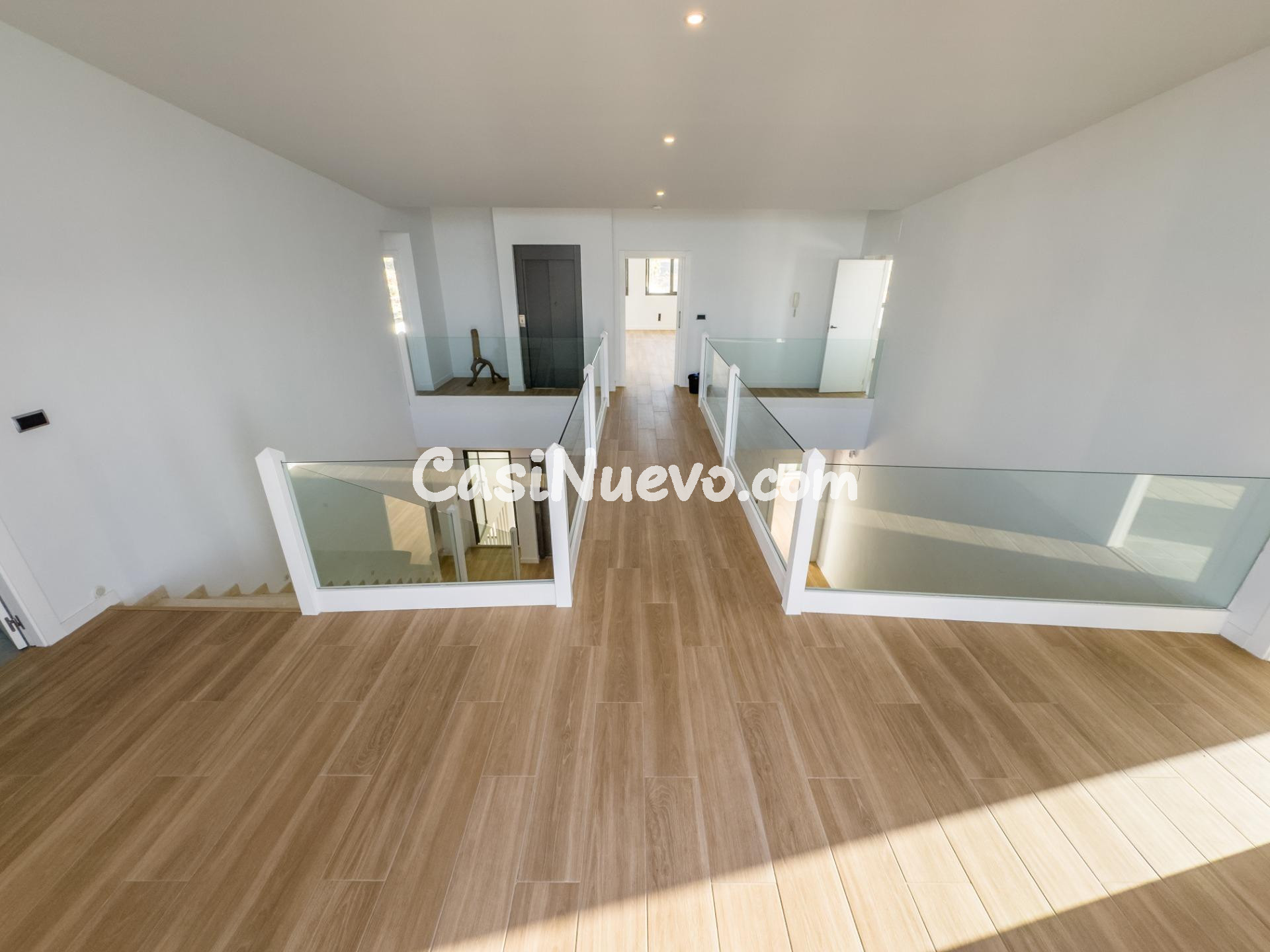 Chalet MINIMALISTA de DISEÑO MODERNO en venta en La Zubia. - foto 16