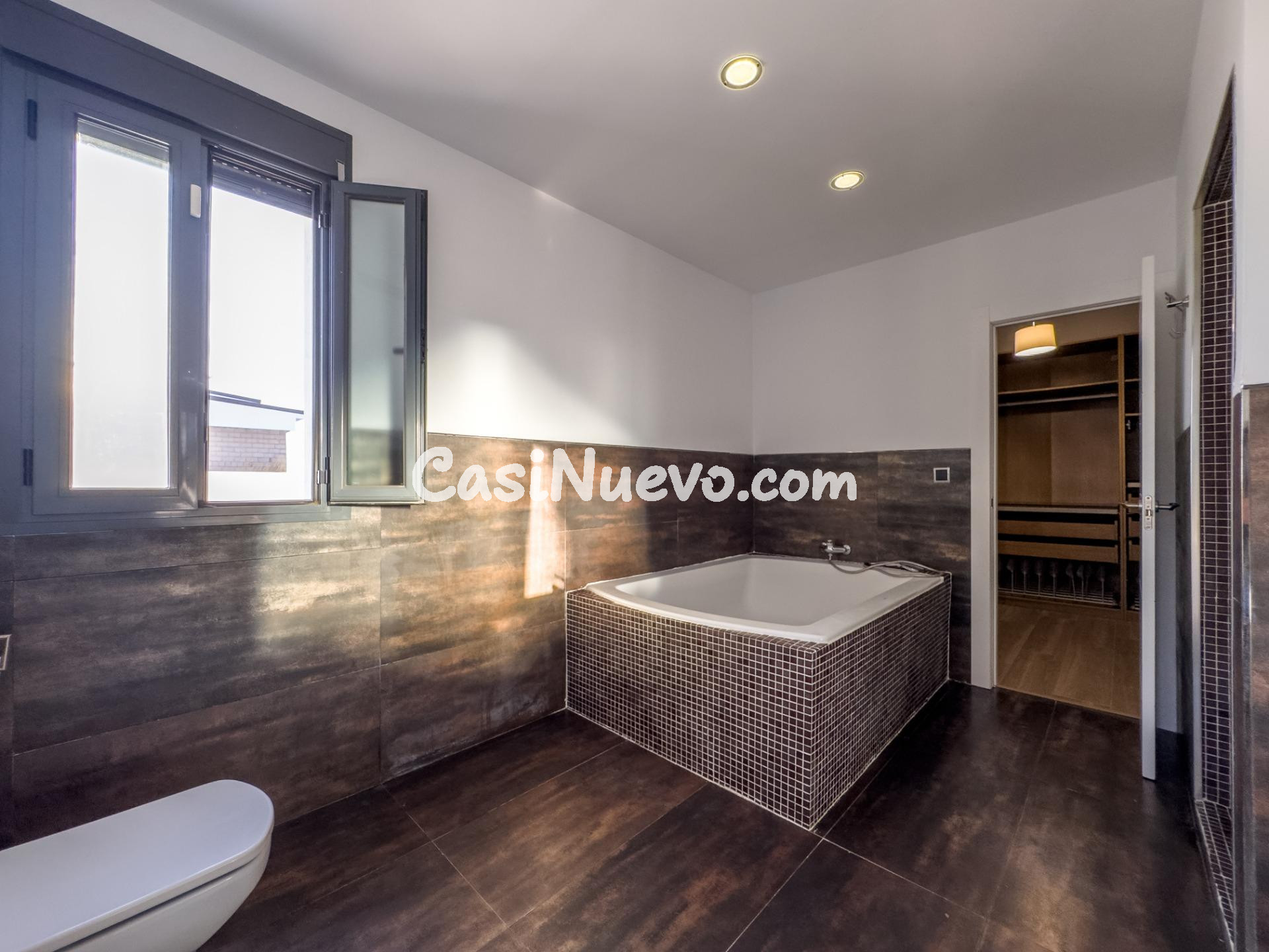 Chalet MINIMALISTA de DISEÑO MODERNO en venta en La Zubia. - foto 43