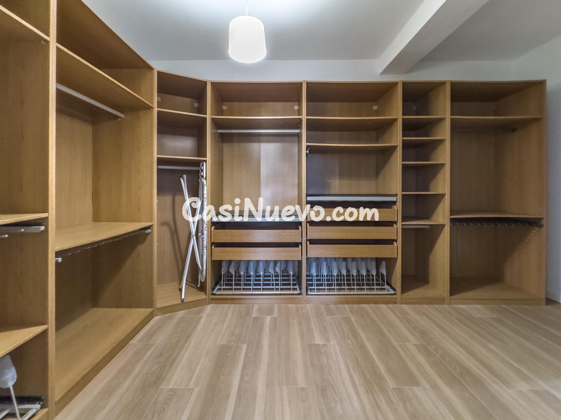 Chalet MINIMALISTA de DISEÑO MODERNO en venta en La Zubia. - foto 44