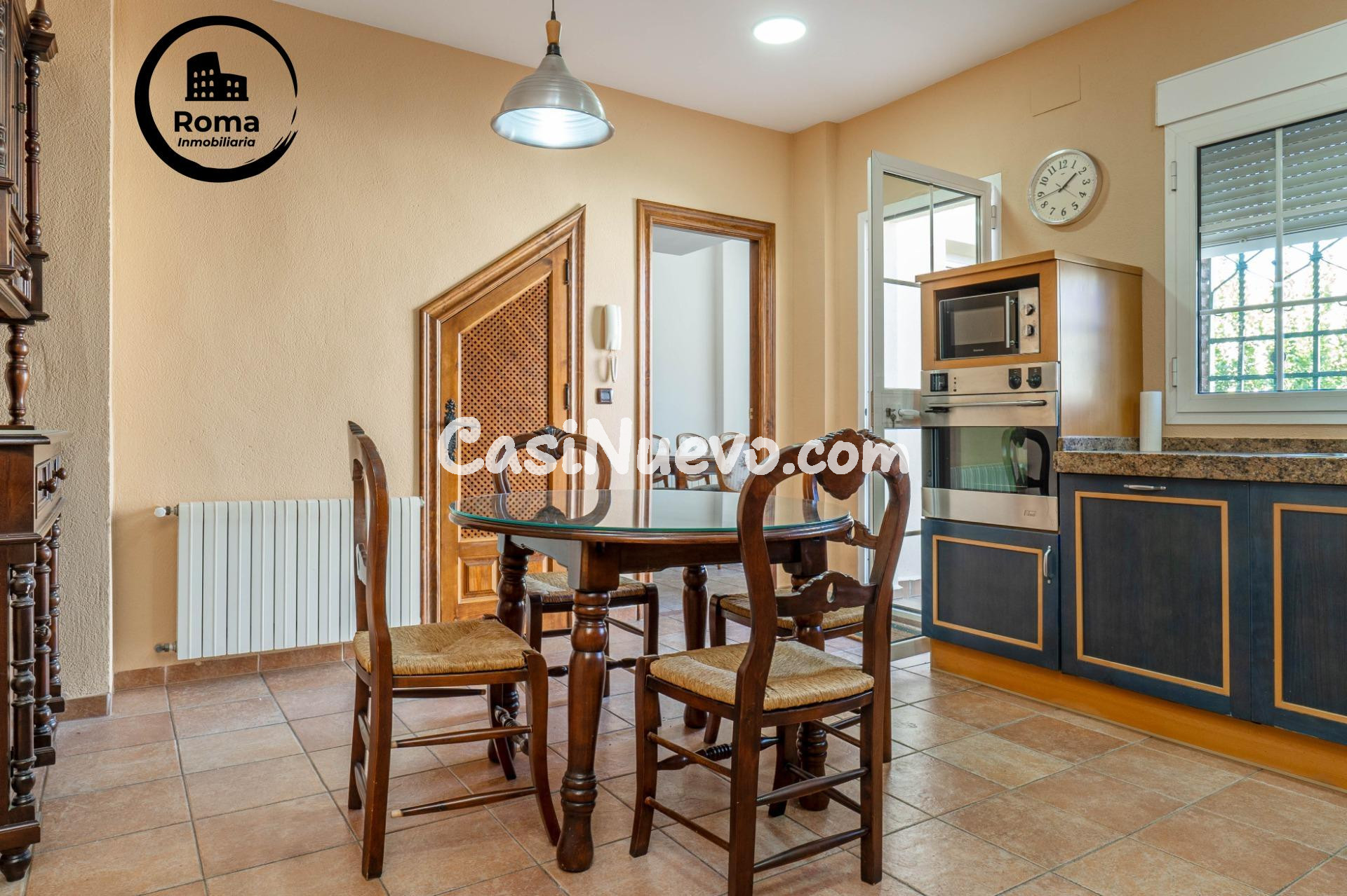 Chalet de 505 m2 construidos con piscina y jardines. 5 dormi - foto 22