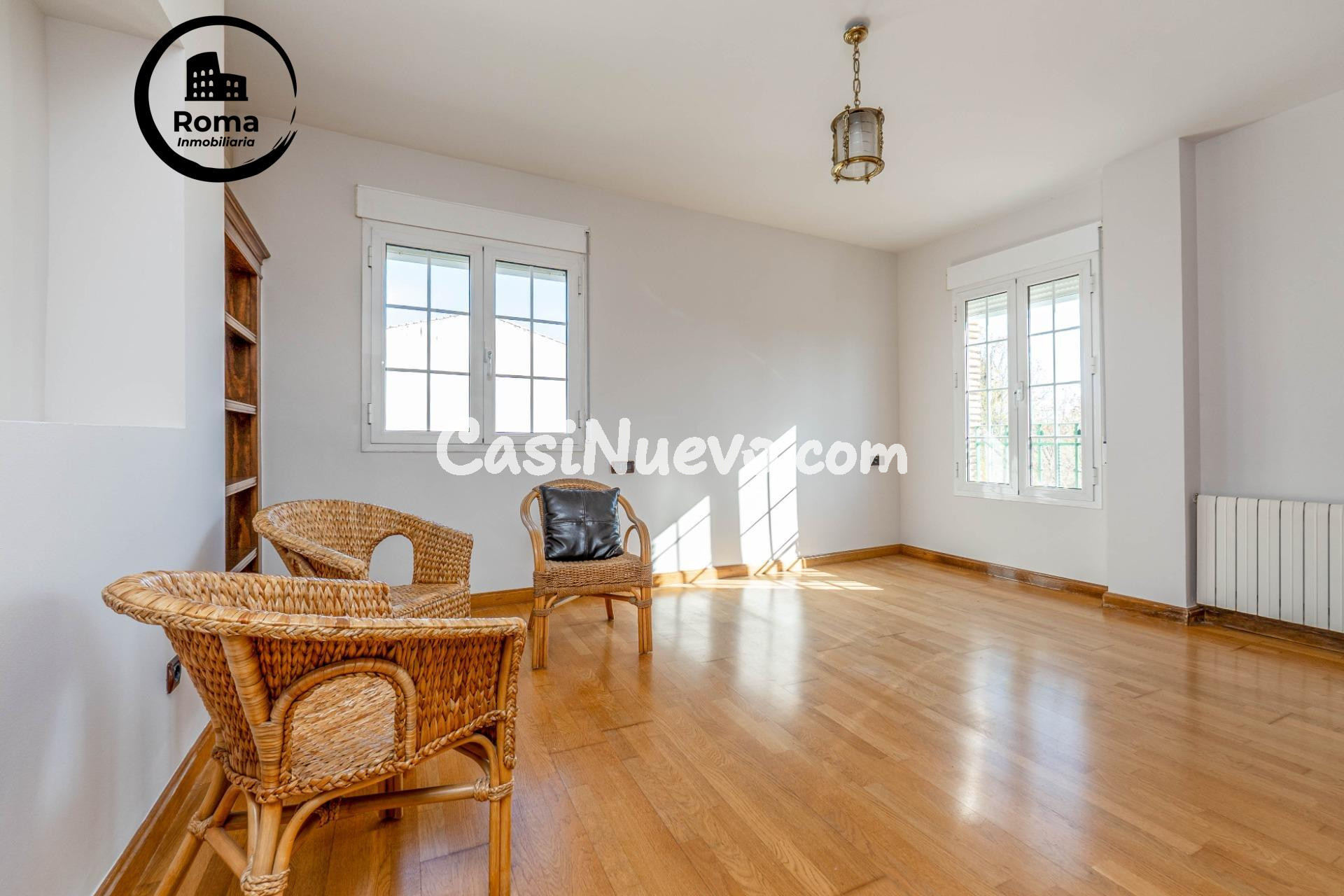 Chalet de 505 m2 construidos con piscina y jardines. 5 dormi - foto 45