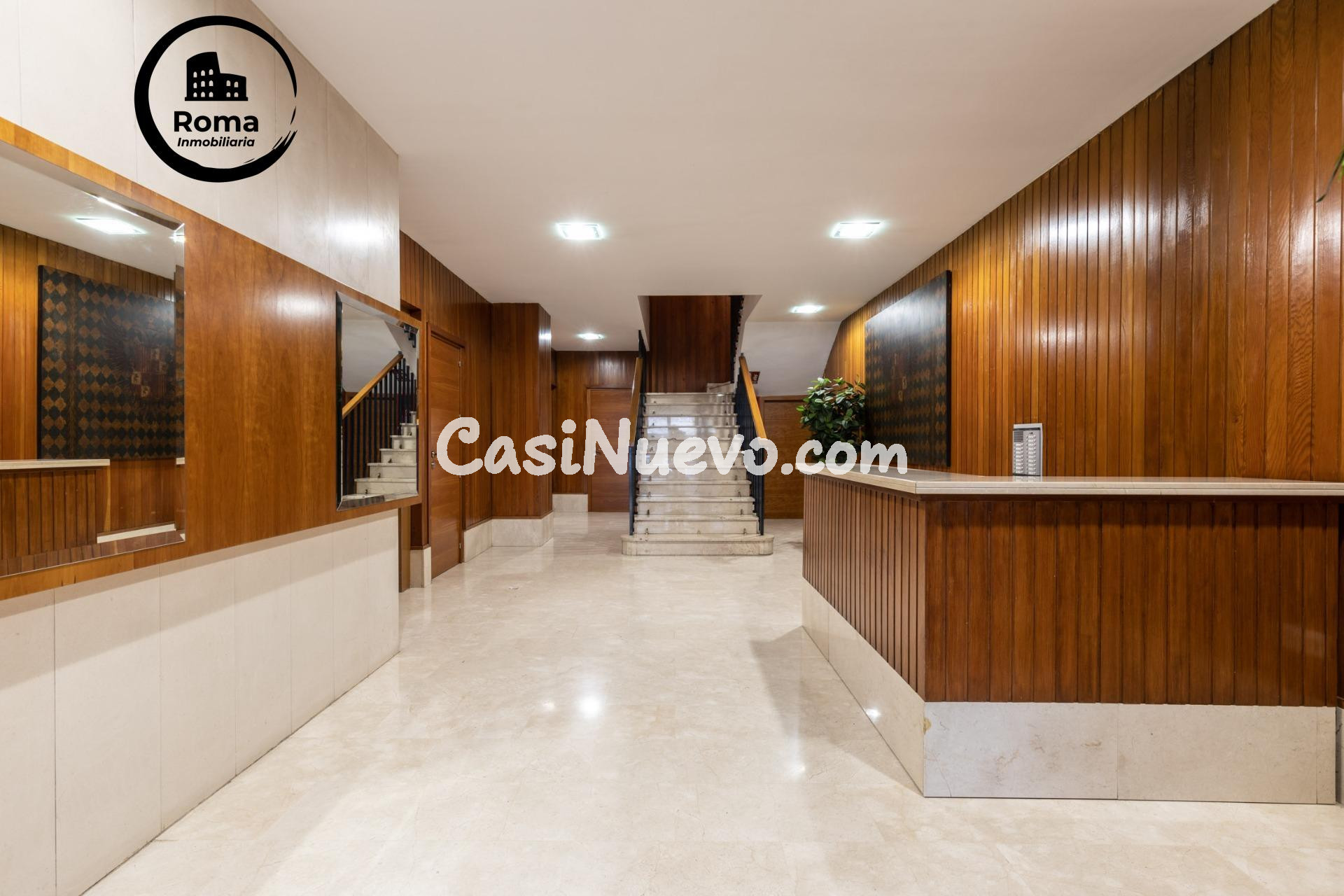 Piso en pleno centro de Granada con 2 plazas de garaje y tra - foto 4