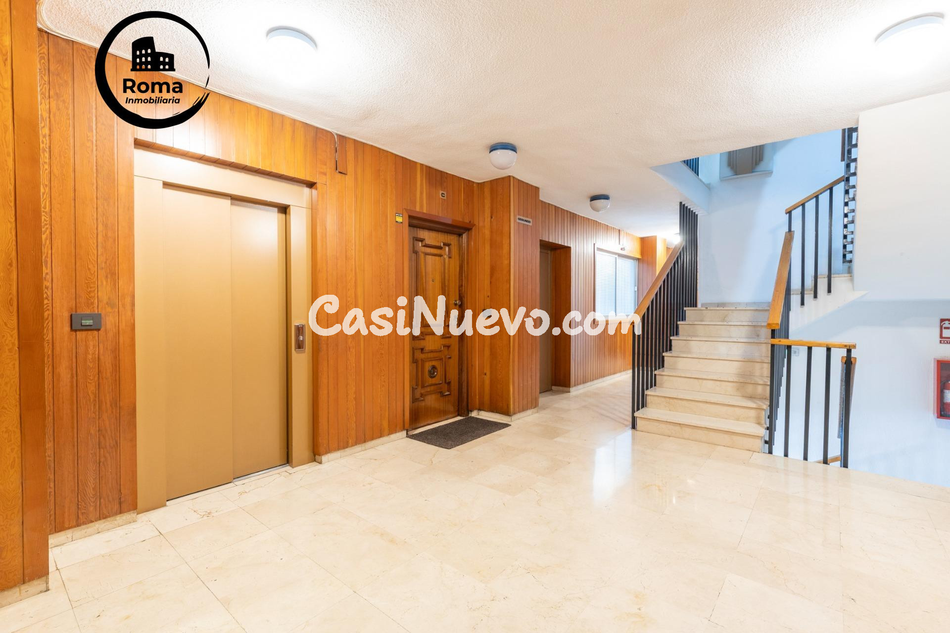 Piso en pleno centro de Granada con 2 plazas de garaje y tra - foto 5