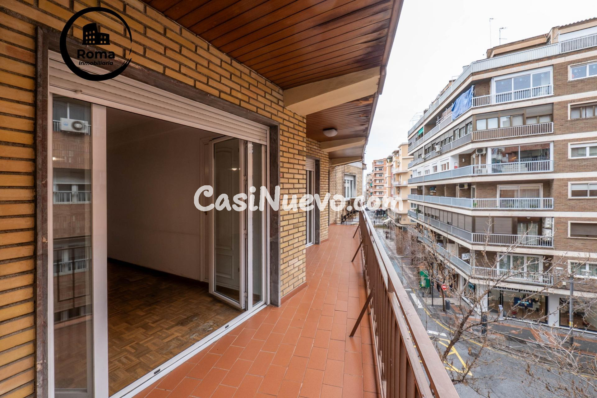 Precioso piso de 213 m2 en Pedro Antonio de Alarcón esquina  - foto 2