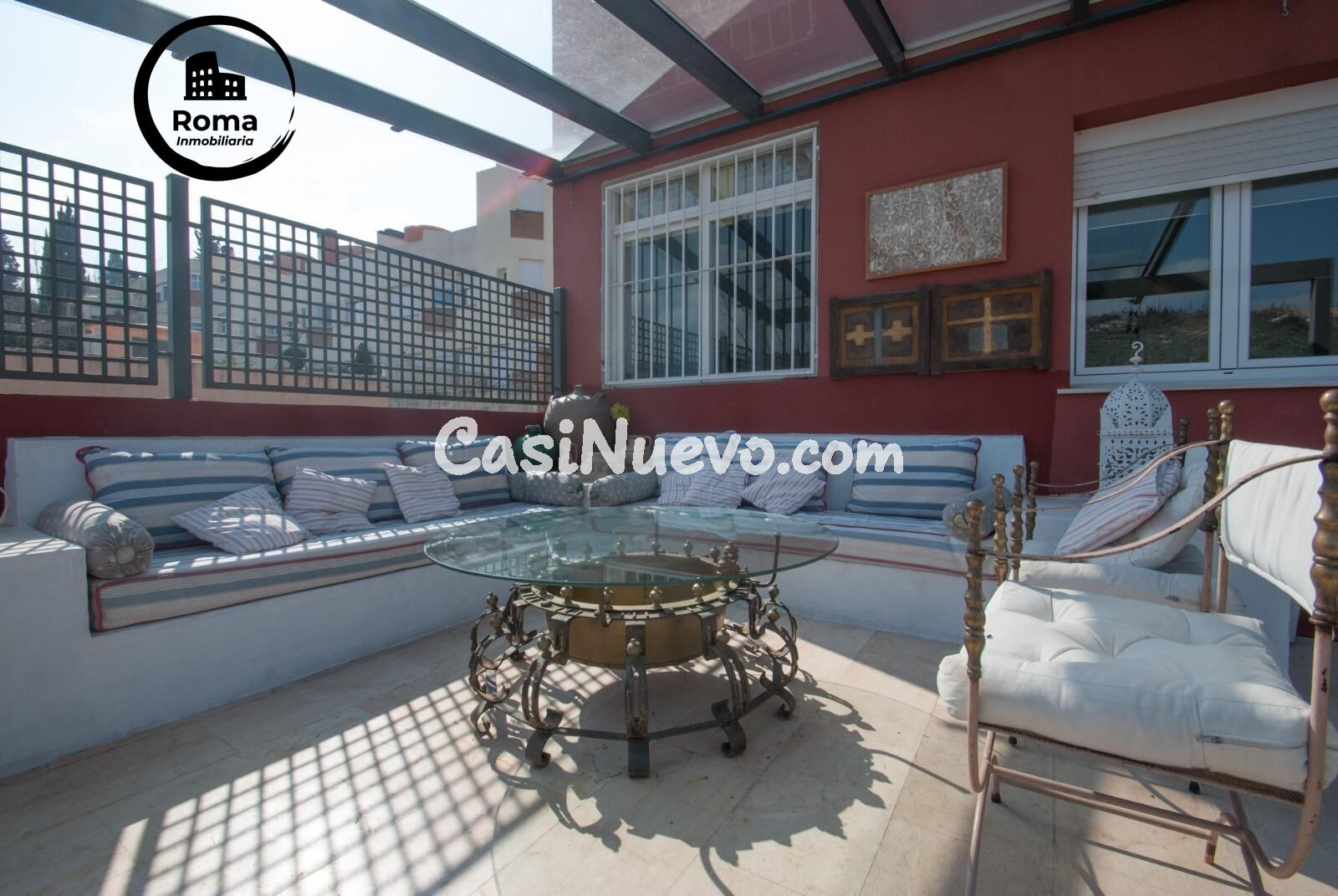 Exclusivo chalet en Urbanización El Serrallo - foto 3