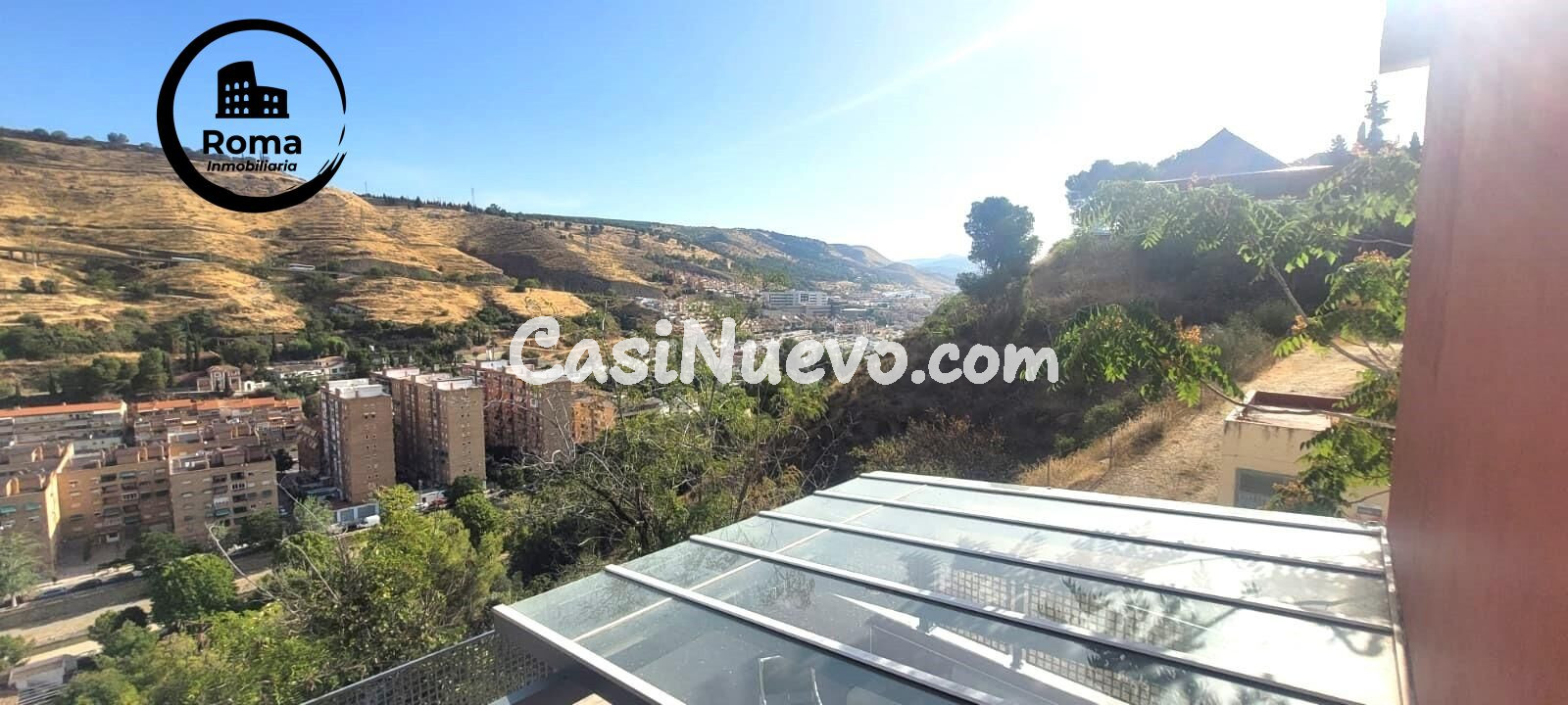 Exclusivo chalet en Urbanización El Serrallo - foto 8