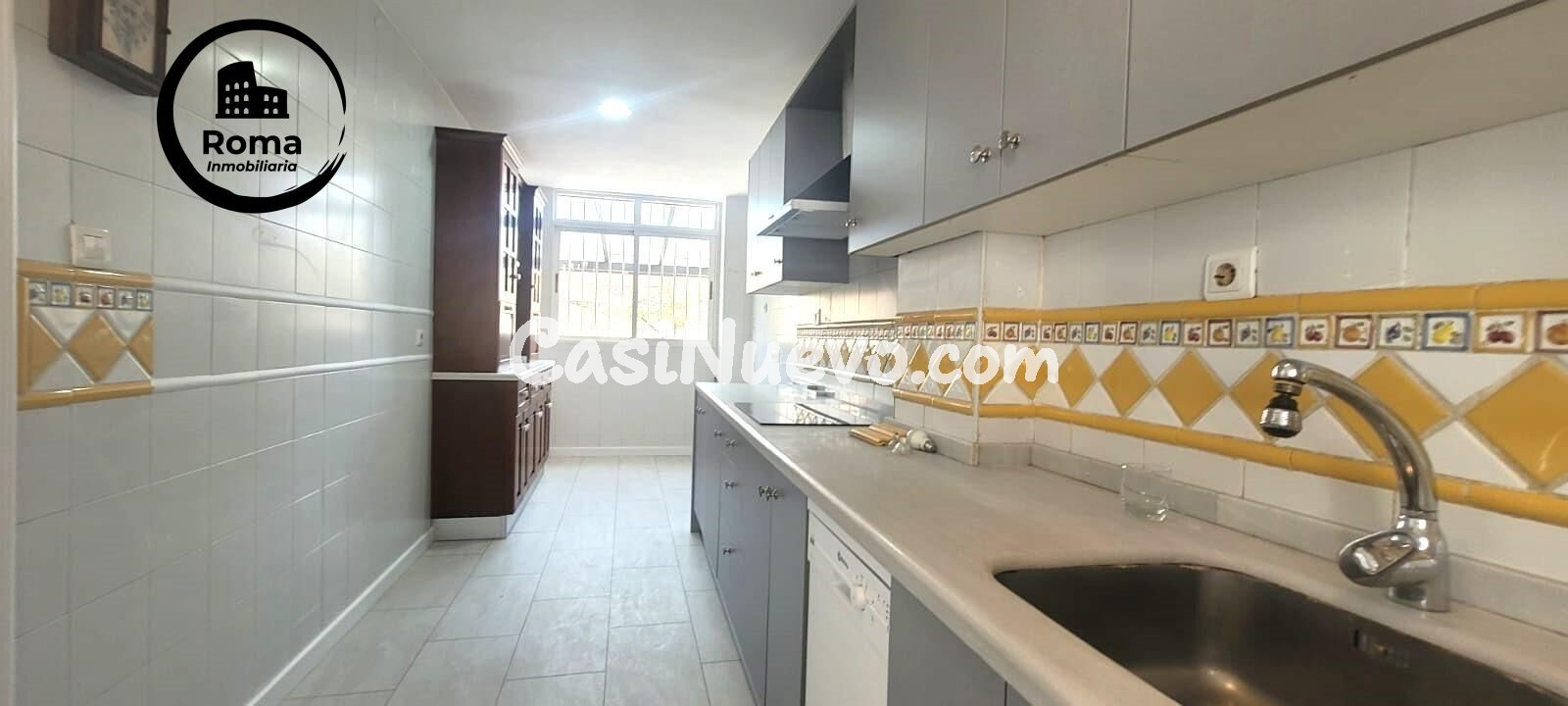 Exclusivo chalet en Urbanización El Serrallo - foto 17