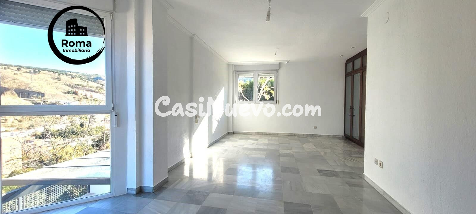 Exclusivo chalet en Urbanización El Serrallo - foto 25