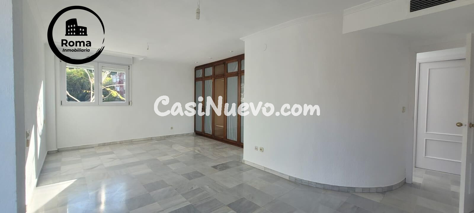 Exclusivo chalet en Urbanización El Serrallo - foto 29