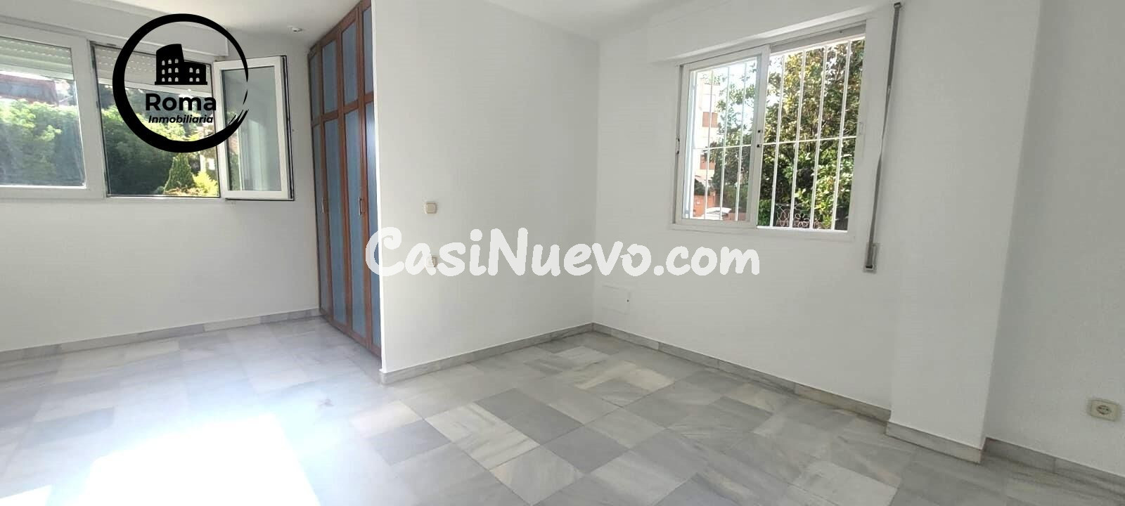 Exclusivo chalet en Urbanización El Serrallo - foto 31