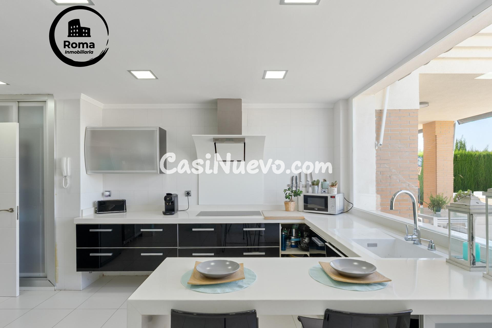 CHALET DE LUJO EN PRIMERA LINEA DE CAMPO DE GOLF - foto 11