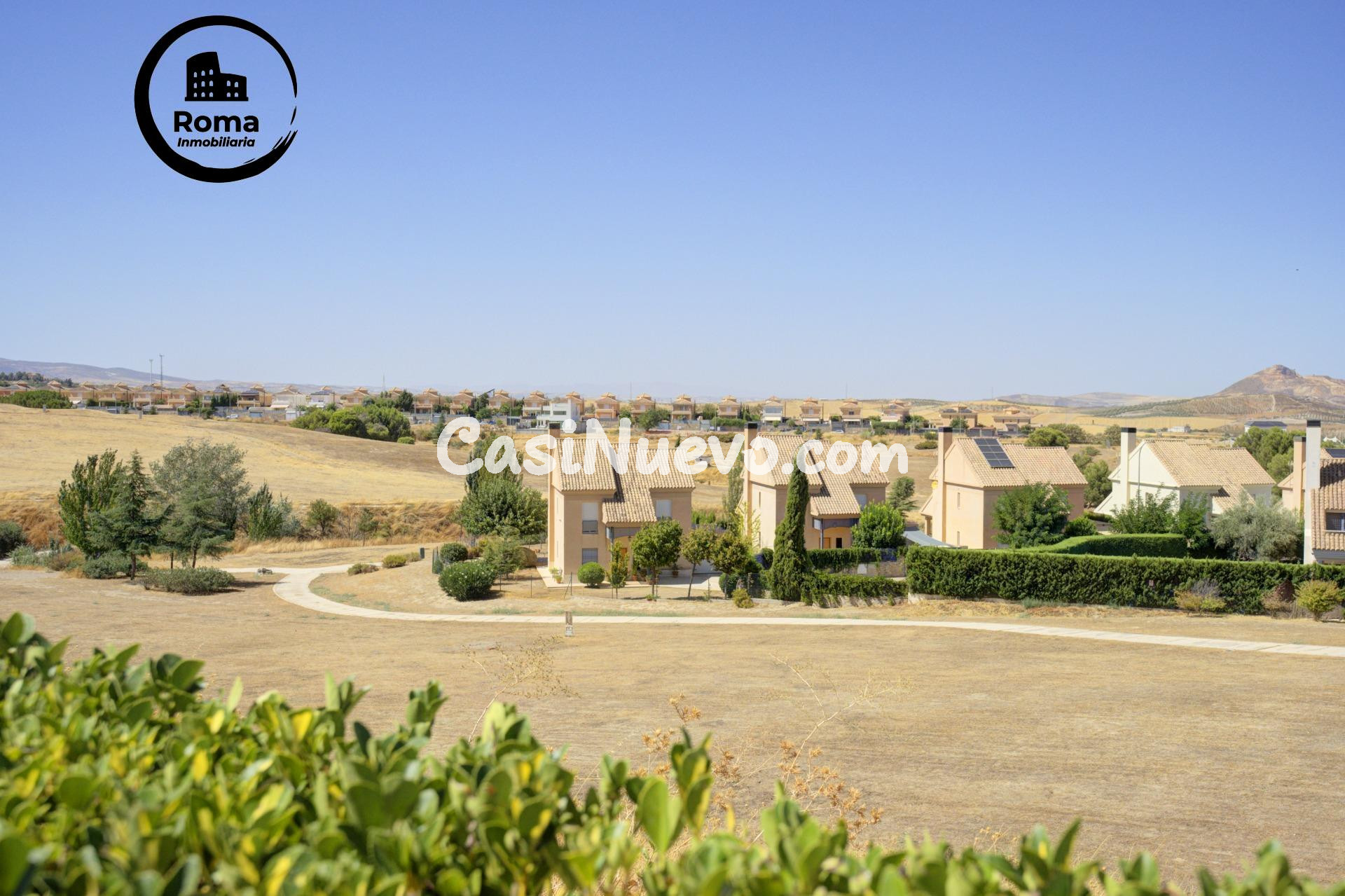 CHALET DE LUJO EN PRIMERA LINEA DE CAMPO DE GOLF - foto 32