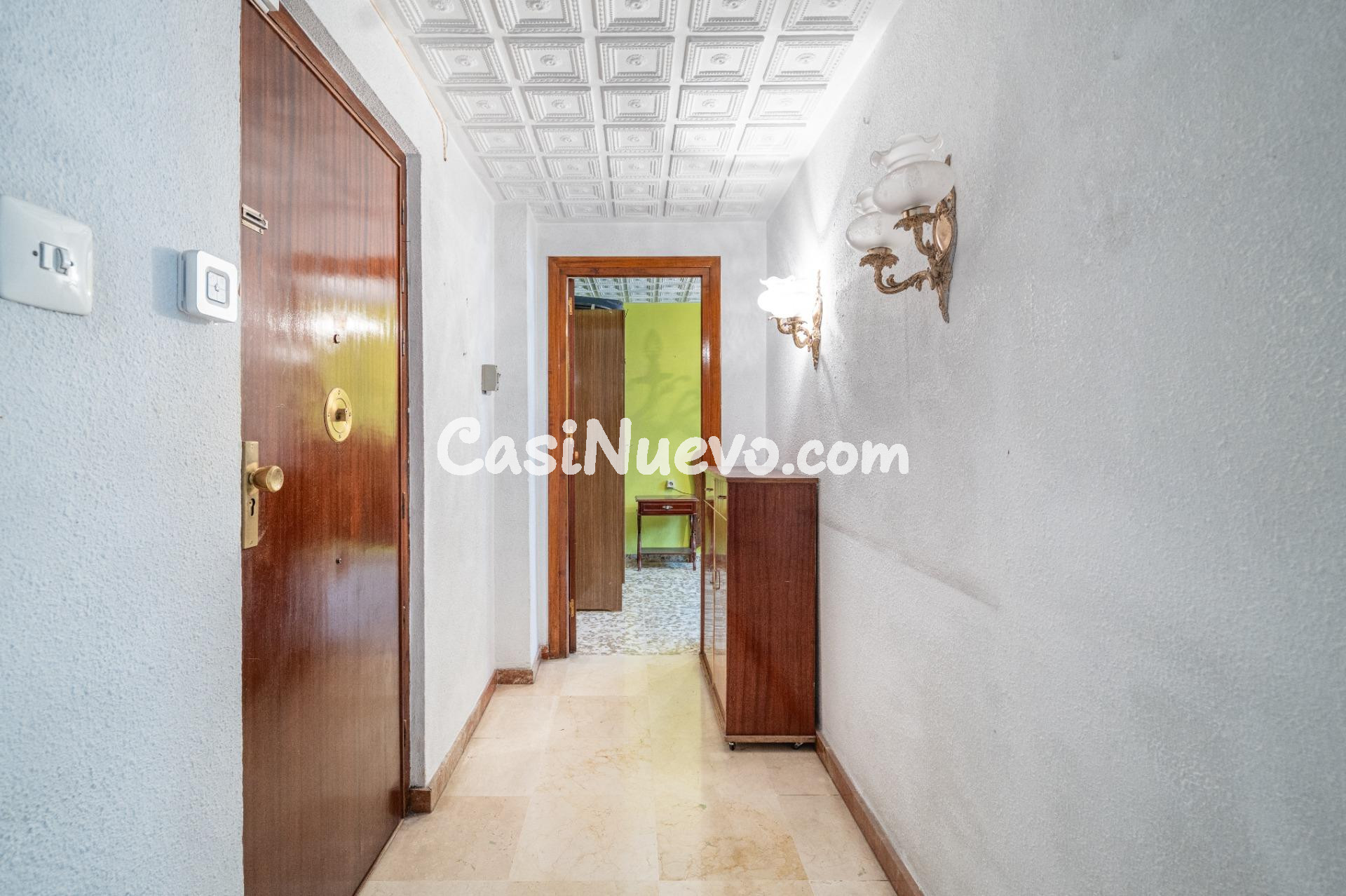 Piso en Méndez Núñez con cochera en el mismo edificio - foto 9