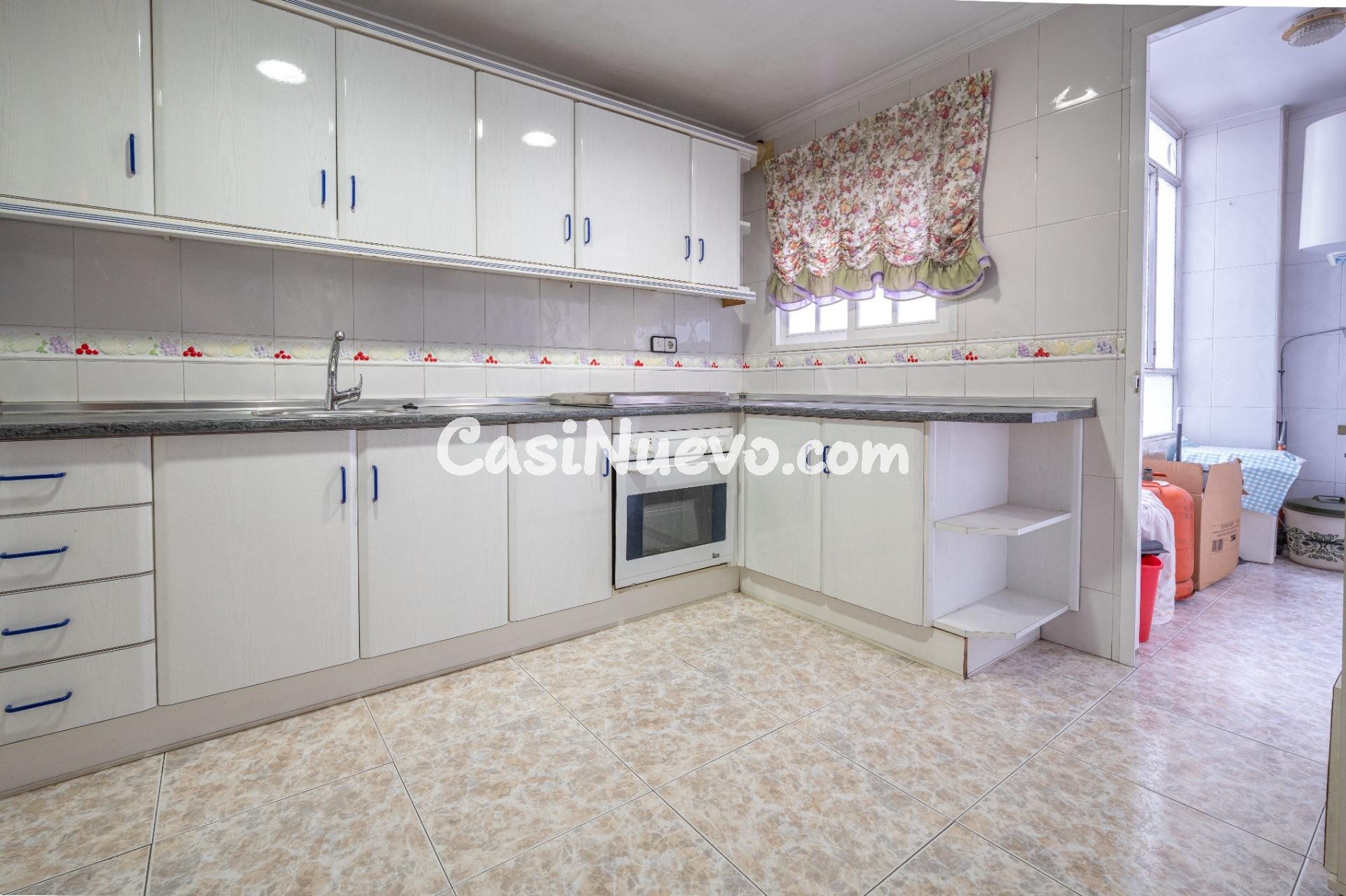 Piso en Méndez Núñez con cochera en el mismo edificio - foto 18