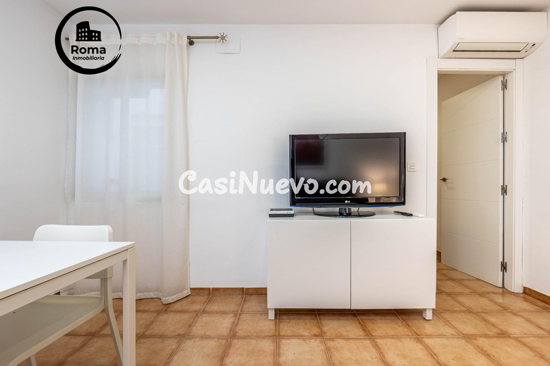 SE VENDE PISO EN EL REALEJO (TRES DORMITORIOS) - foto 7