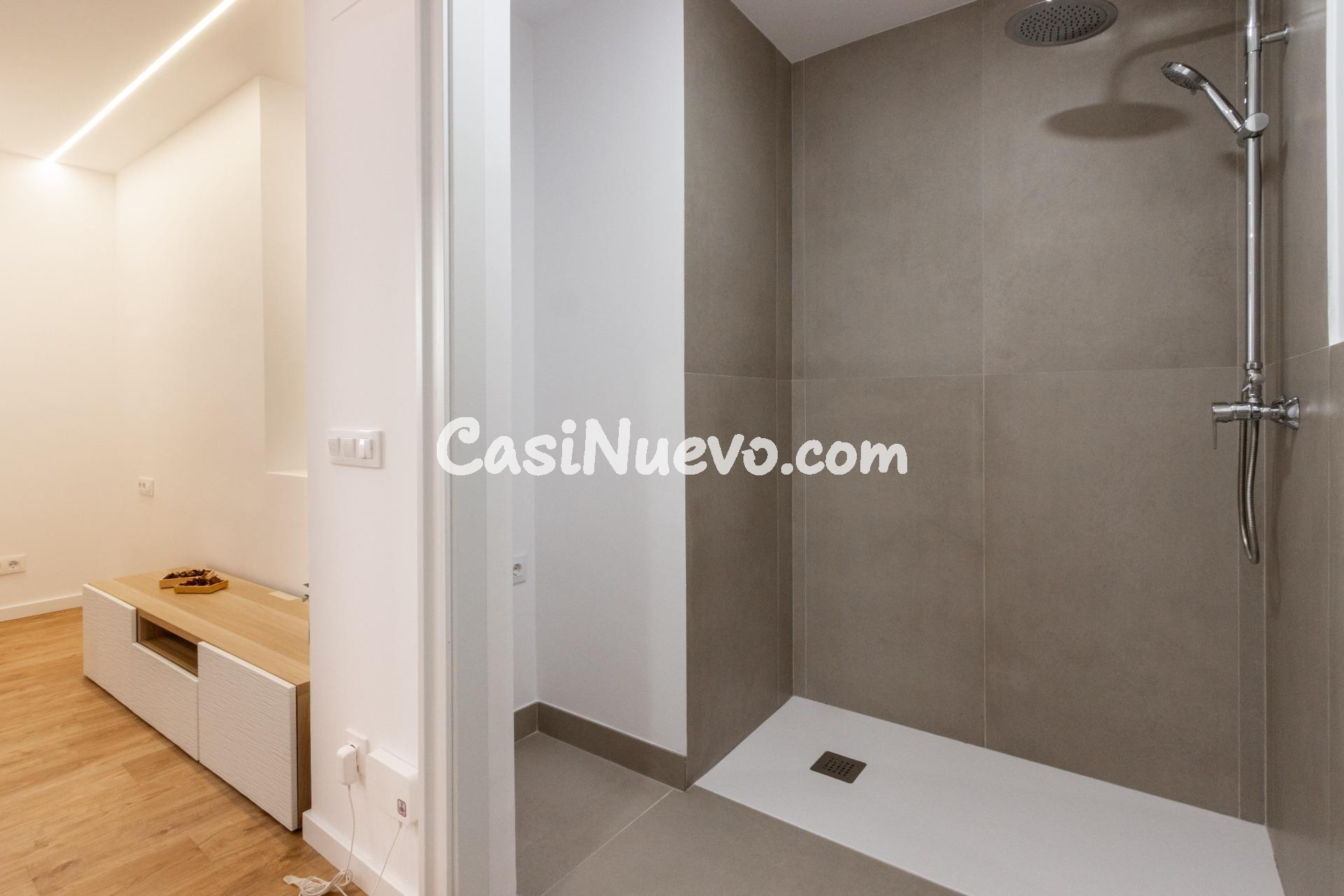 APARTAMENTO EN PLANTA BAJA TIPO LOFT, EN EL EIXAMPLE DE SABA - foto 8