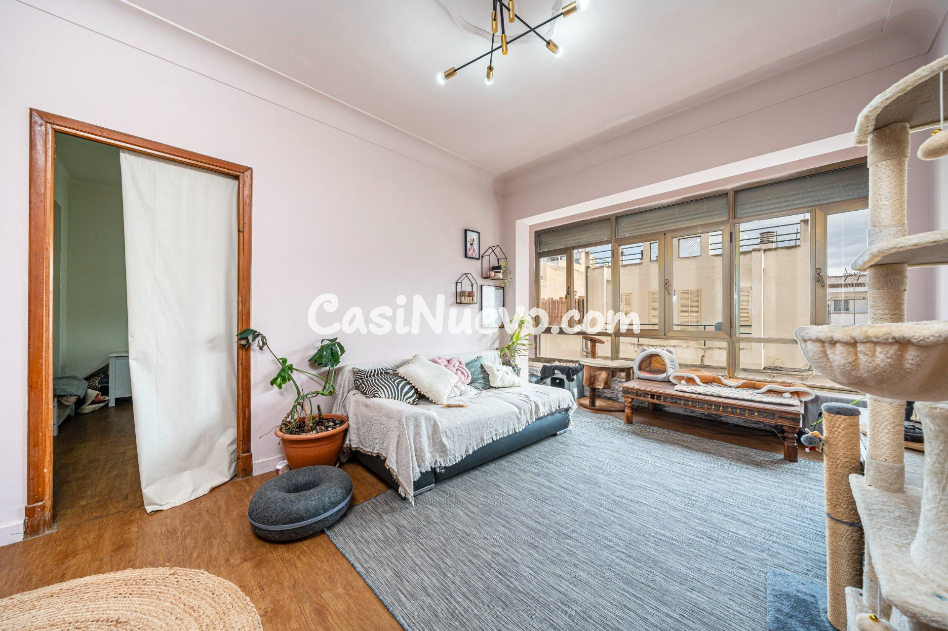 Chalet adosado con jardín, terraza y amplio terrado - foto 12