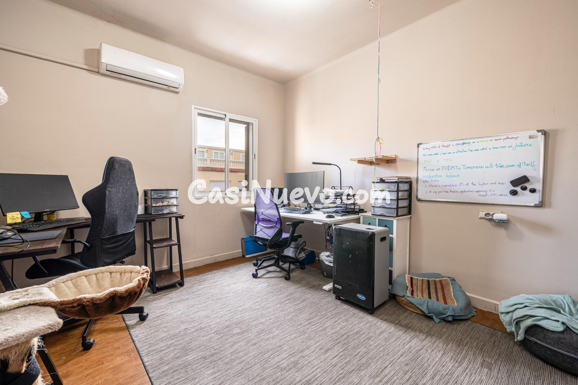 Chalet adosado con jardín, terraza y amplio terrado - foto 19