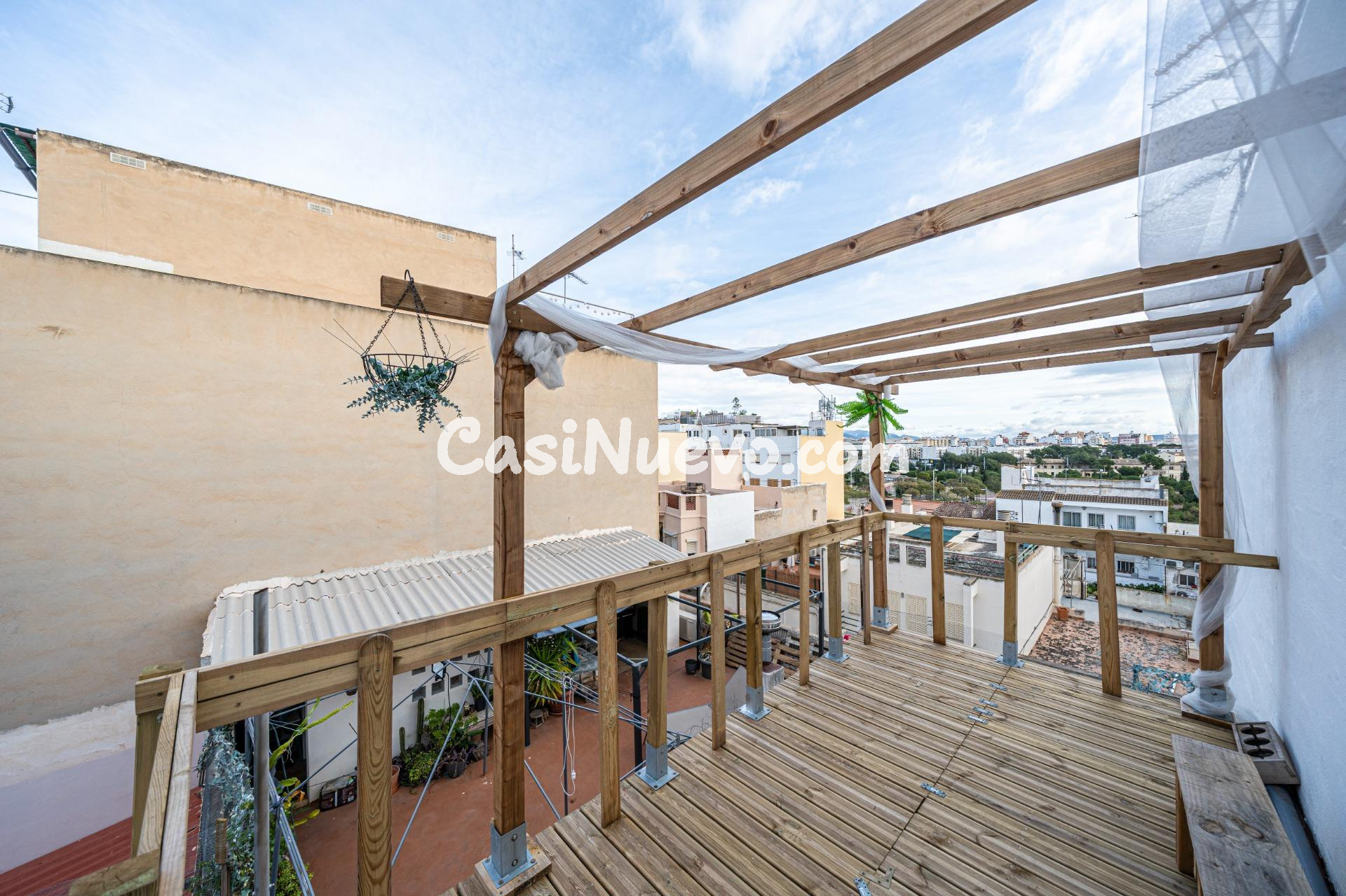 Chalet adosado con jardín, terraza y amplio terrado - foto 22