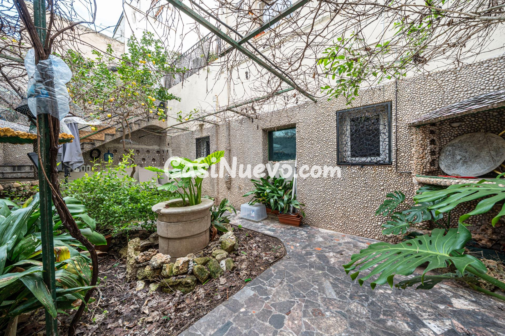 Chalet adosado con jardín, terraza y amplio terrado - foto 30