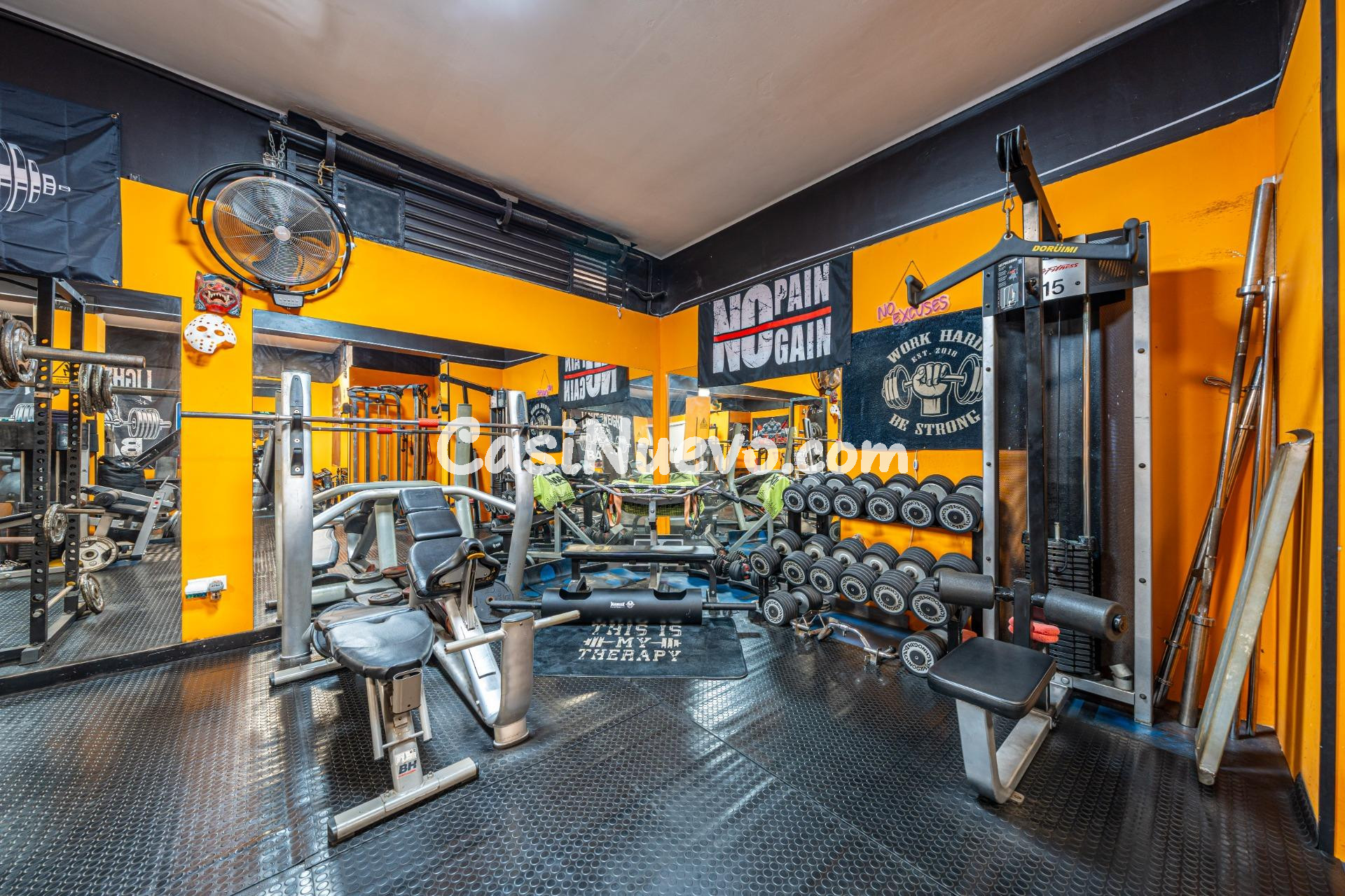 Chalet adosado con jardín, terraza y amplio terrado - foto 35