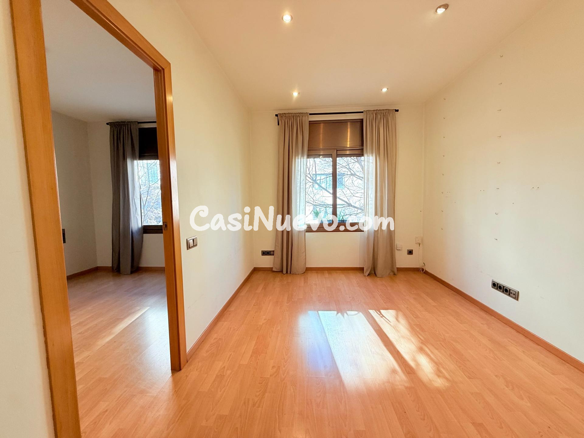 Encantador piso de dos habitaciones junto a la Sagrada Famil