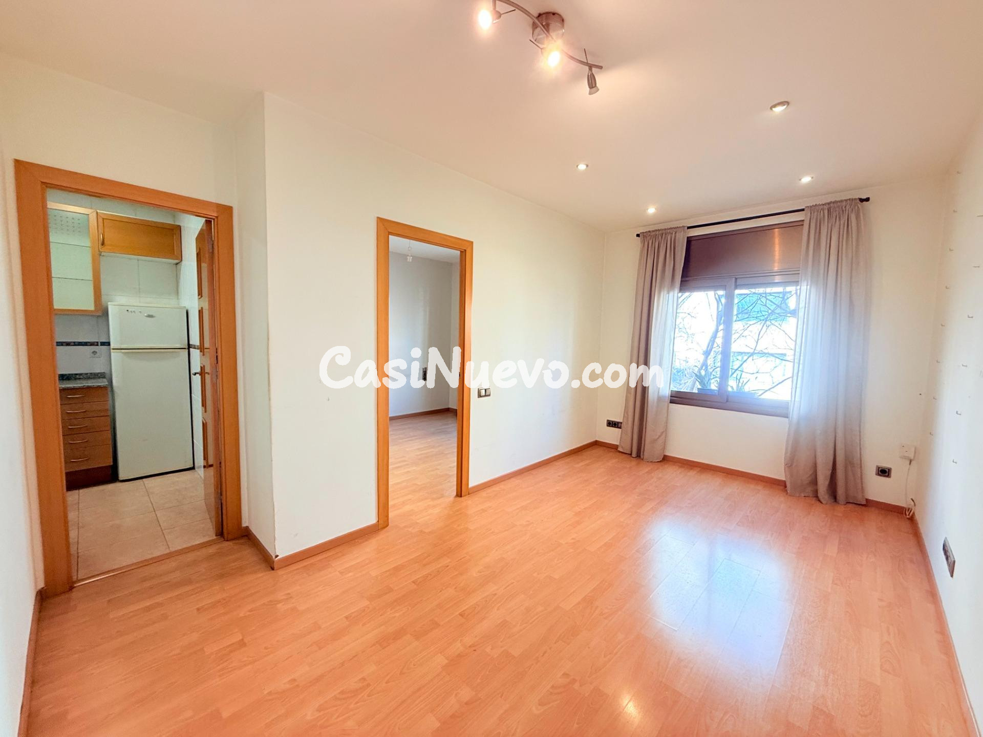 Encantador piso de dos habitaciones junto a la Sagrada Famil - foto 2