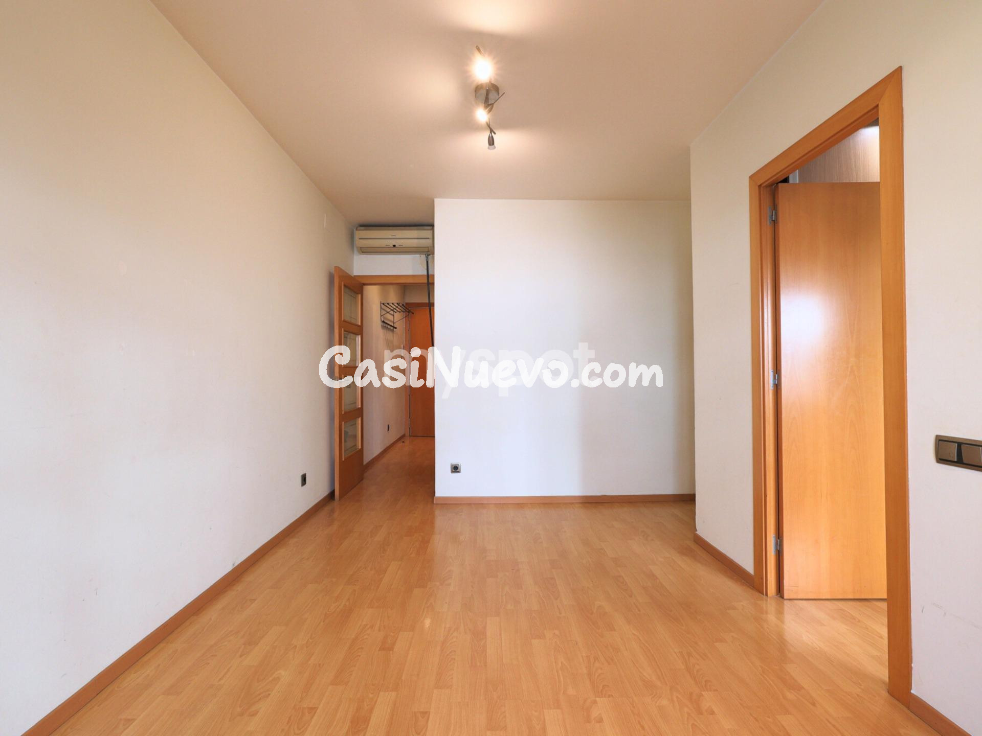 Encantador piso de dos habitaciones junto a la Sagrada Famil - foto 3